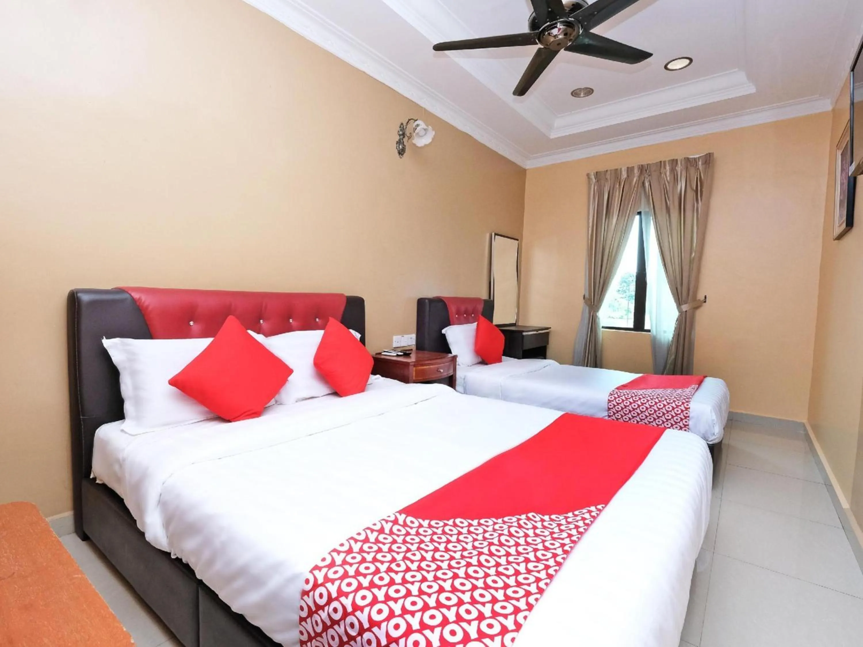 Photo of the whole room, Bed in Hotel O Ayuni Hotel