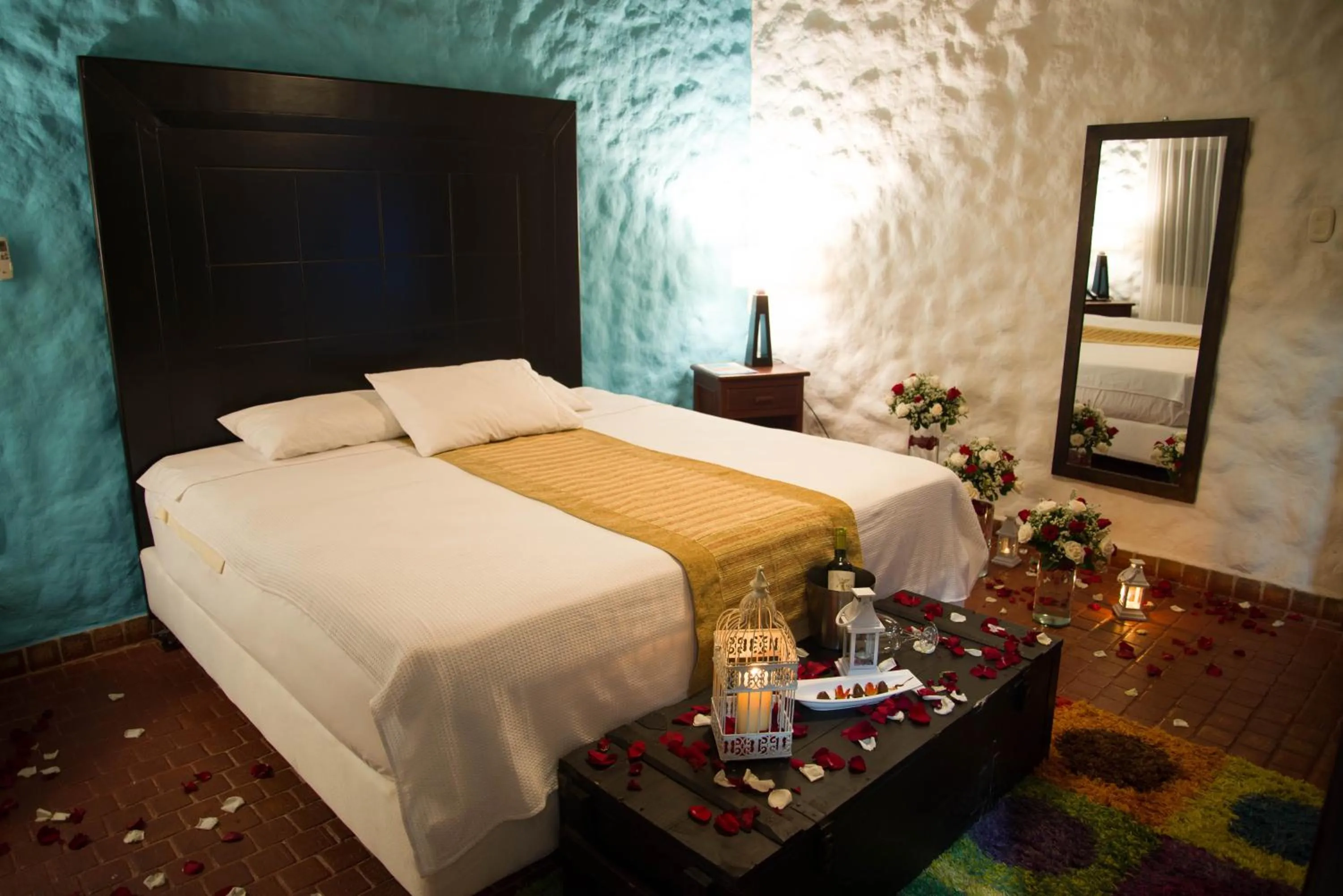 Photo of the whole room, Bed in Hotel San Antonio del Cerro