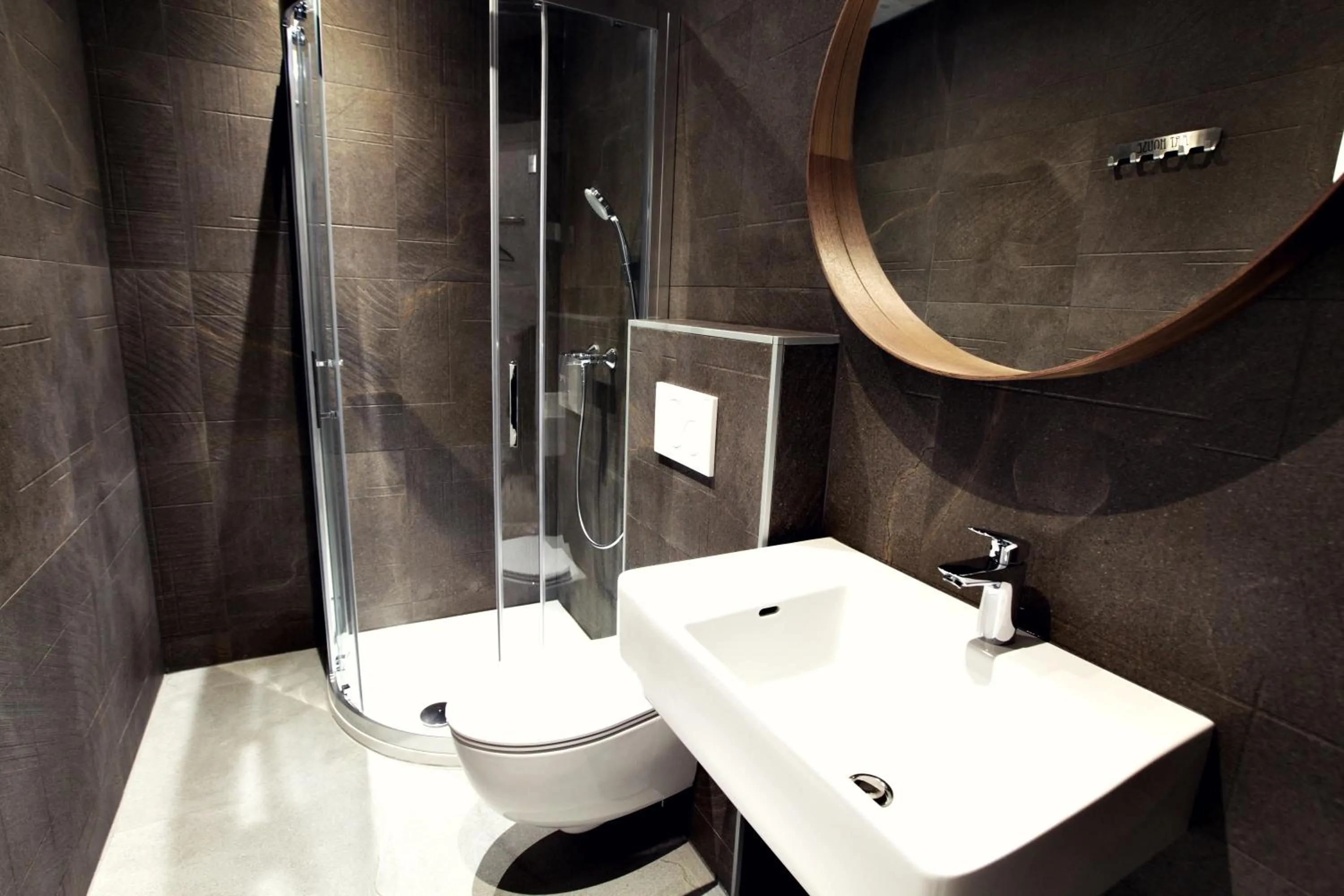 Shower in Apartments The Art House