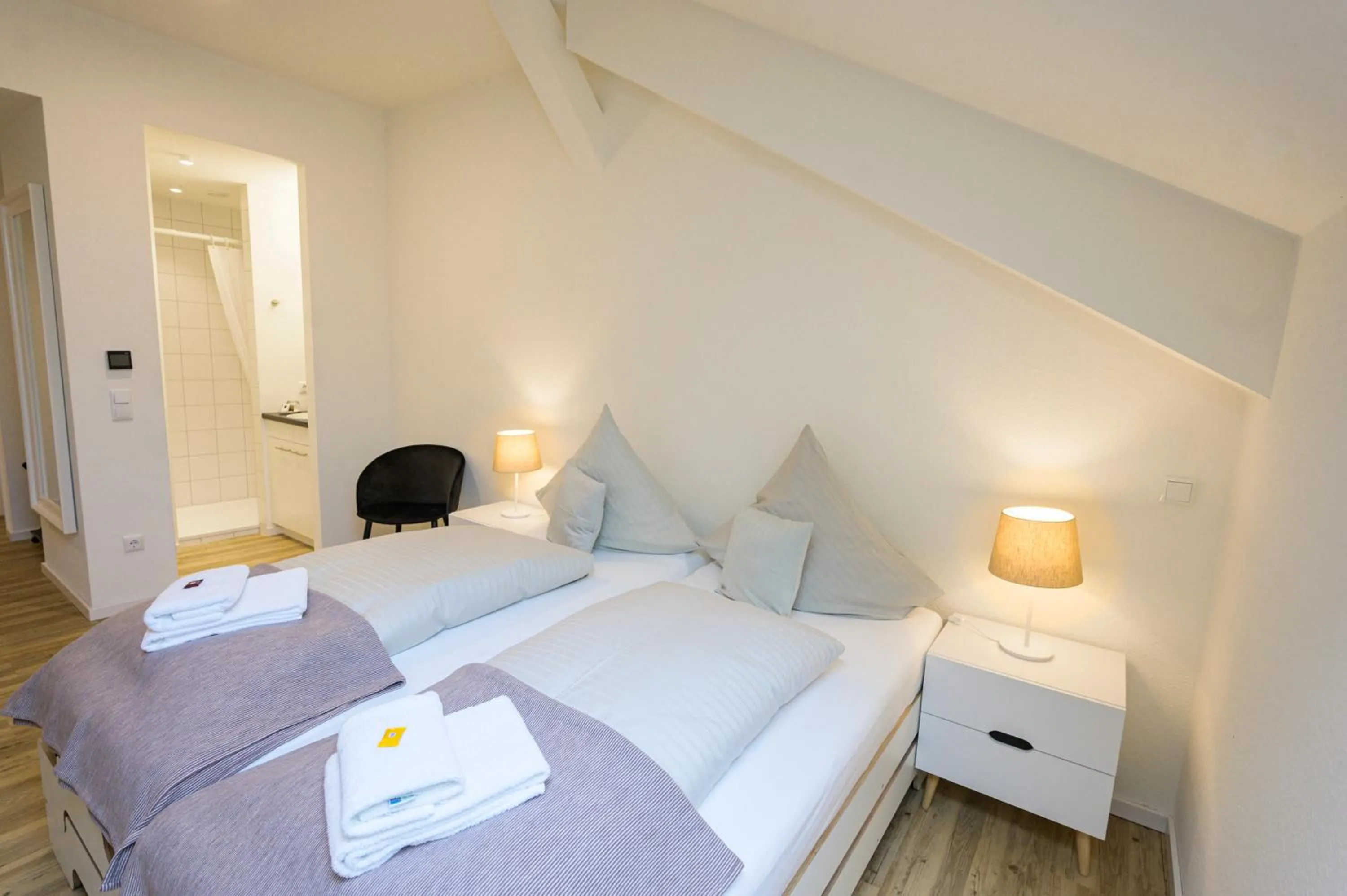 Photo of the whole room, Bed in Quartier36