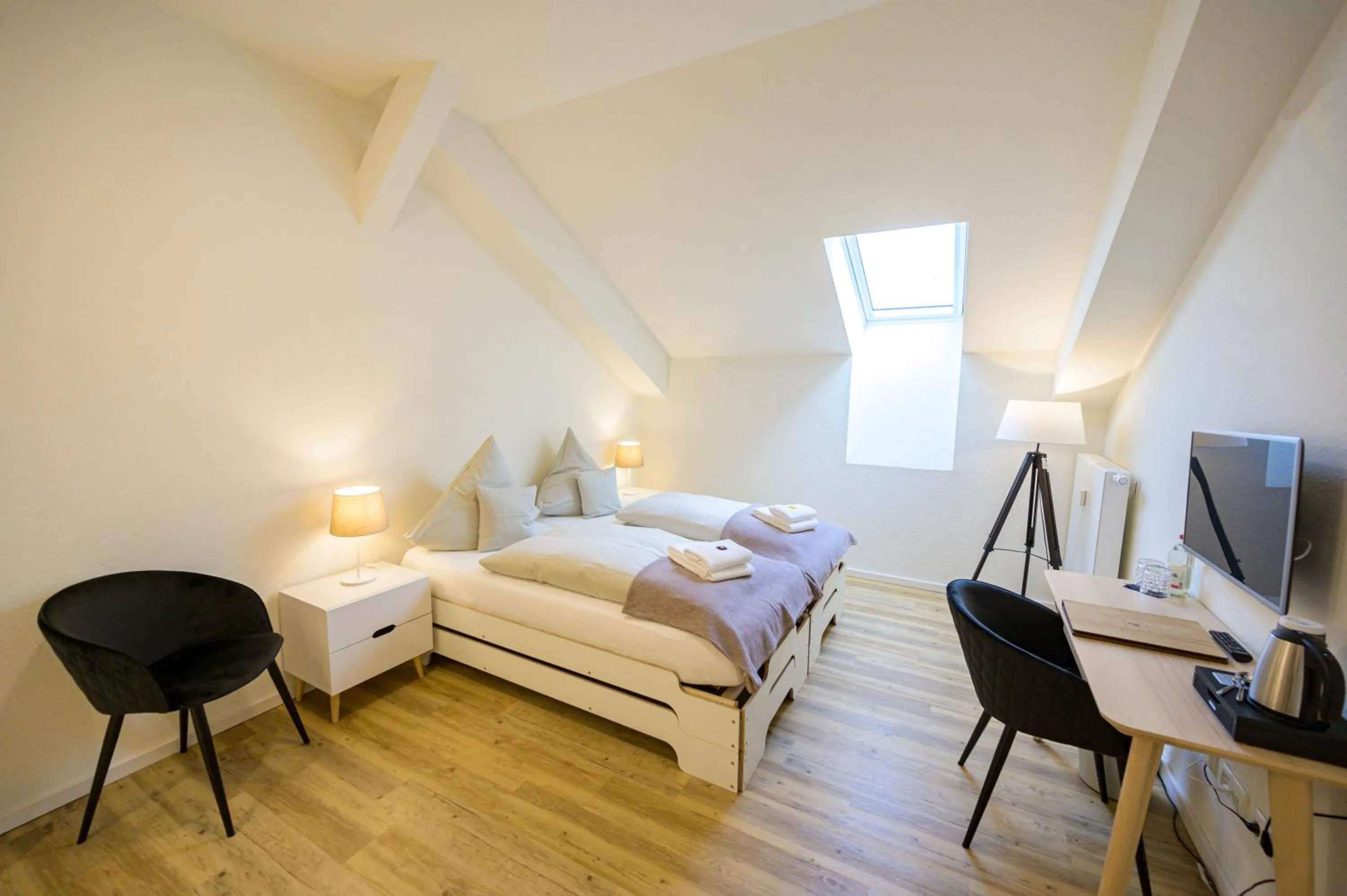 Photo of the whole room, Bed in Quartier36