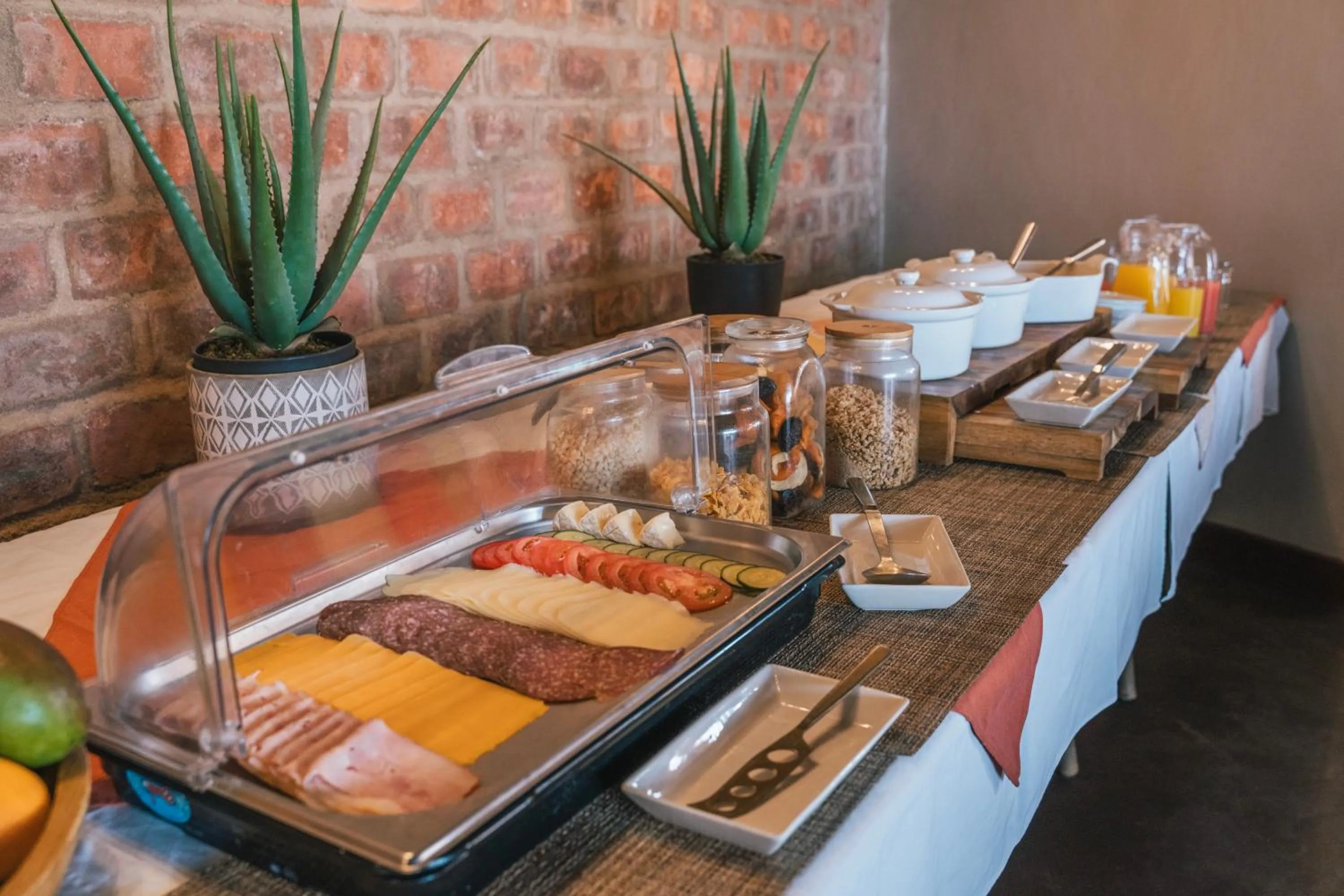 Breakfast in Desert Hills Lodge