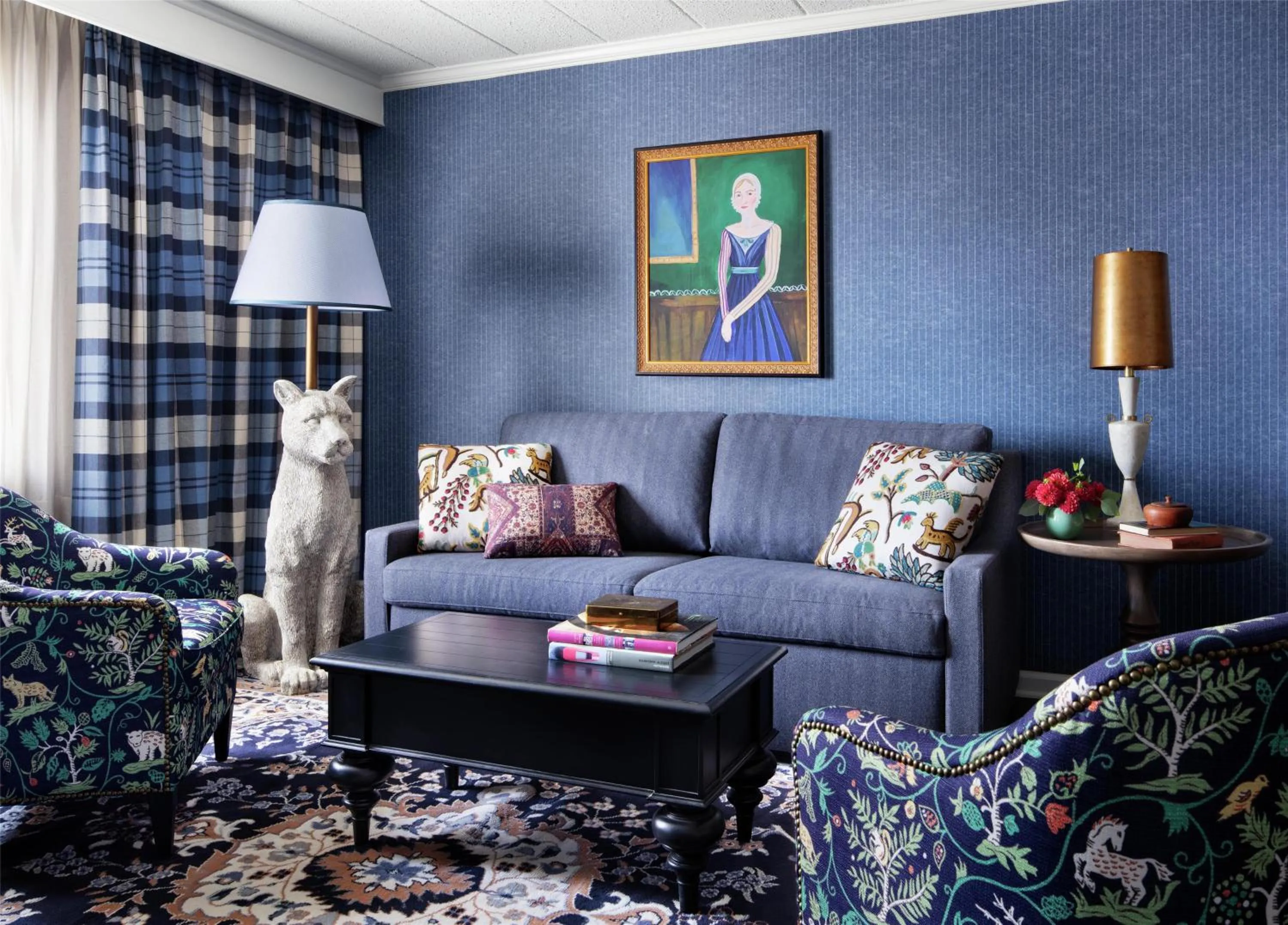 Living room in Graduate by Hilton State College