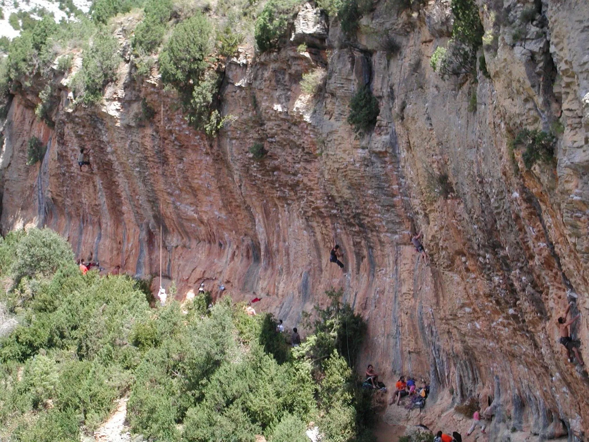 Spring in Hostería de Guara