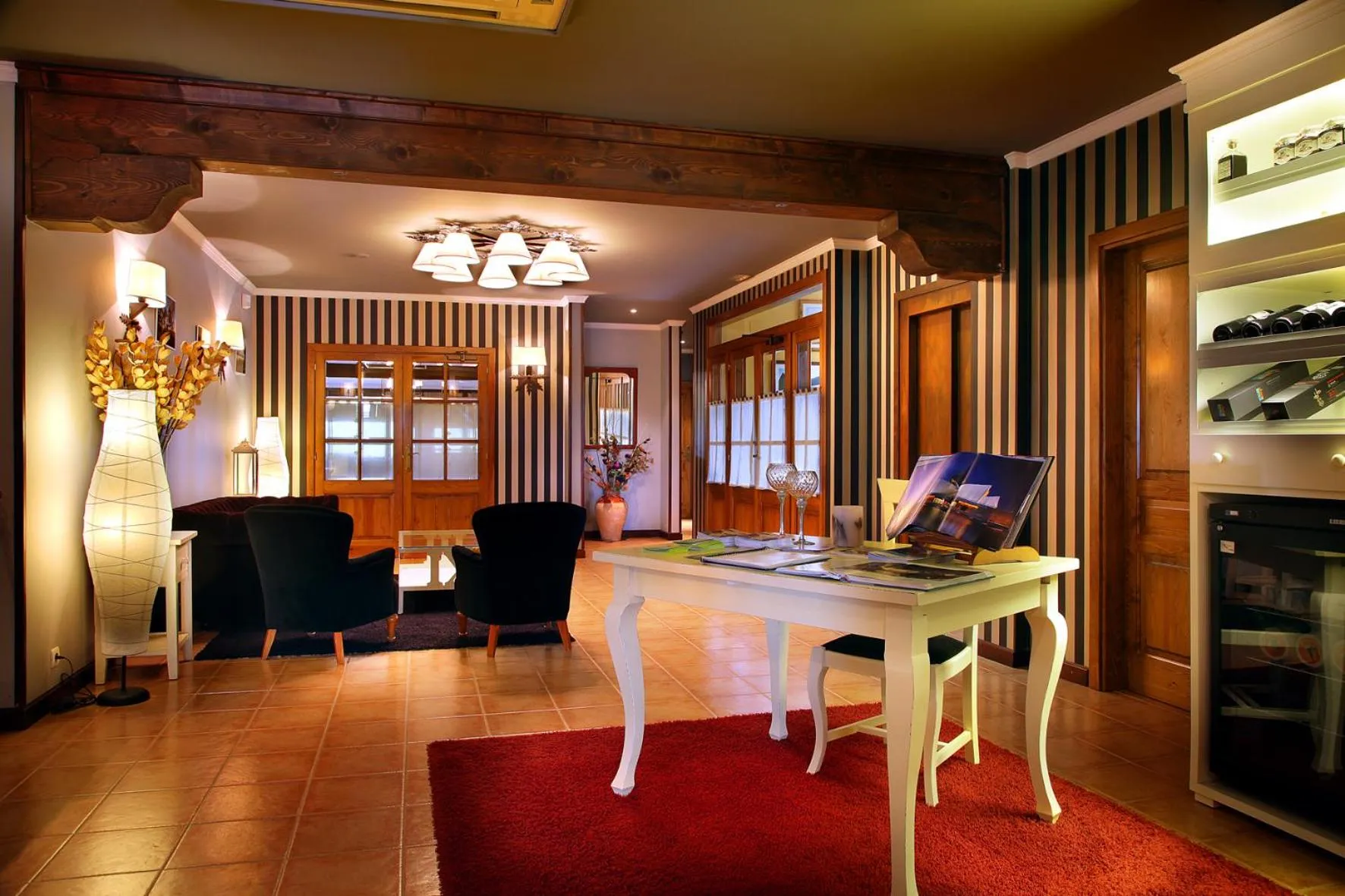 Lobby or reception in Hostería de Guara