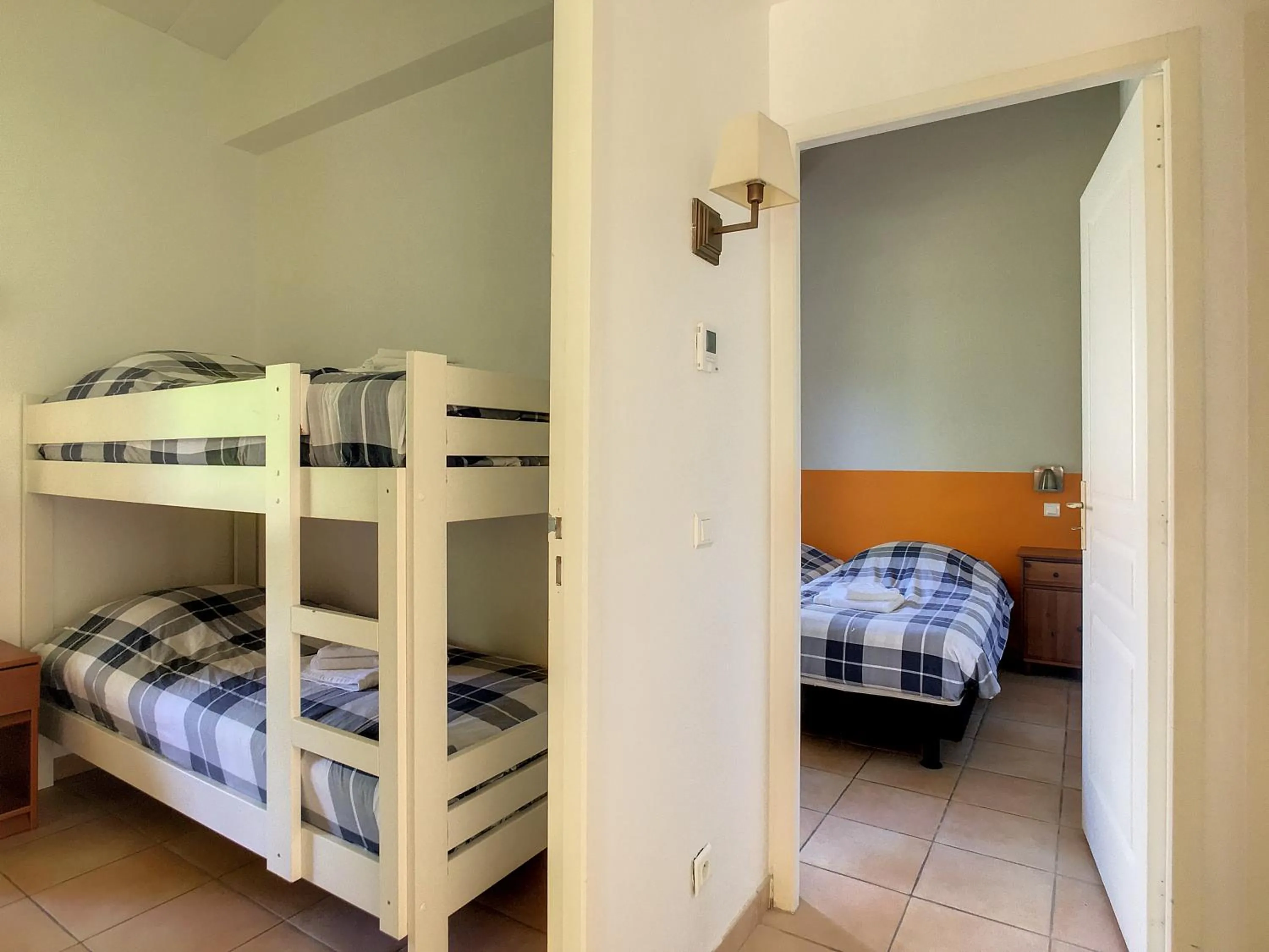 Bed in Village de Montmarsis
