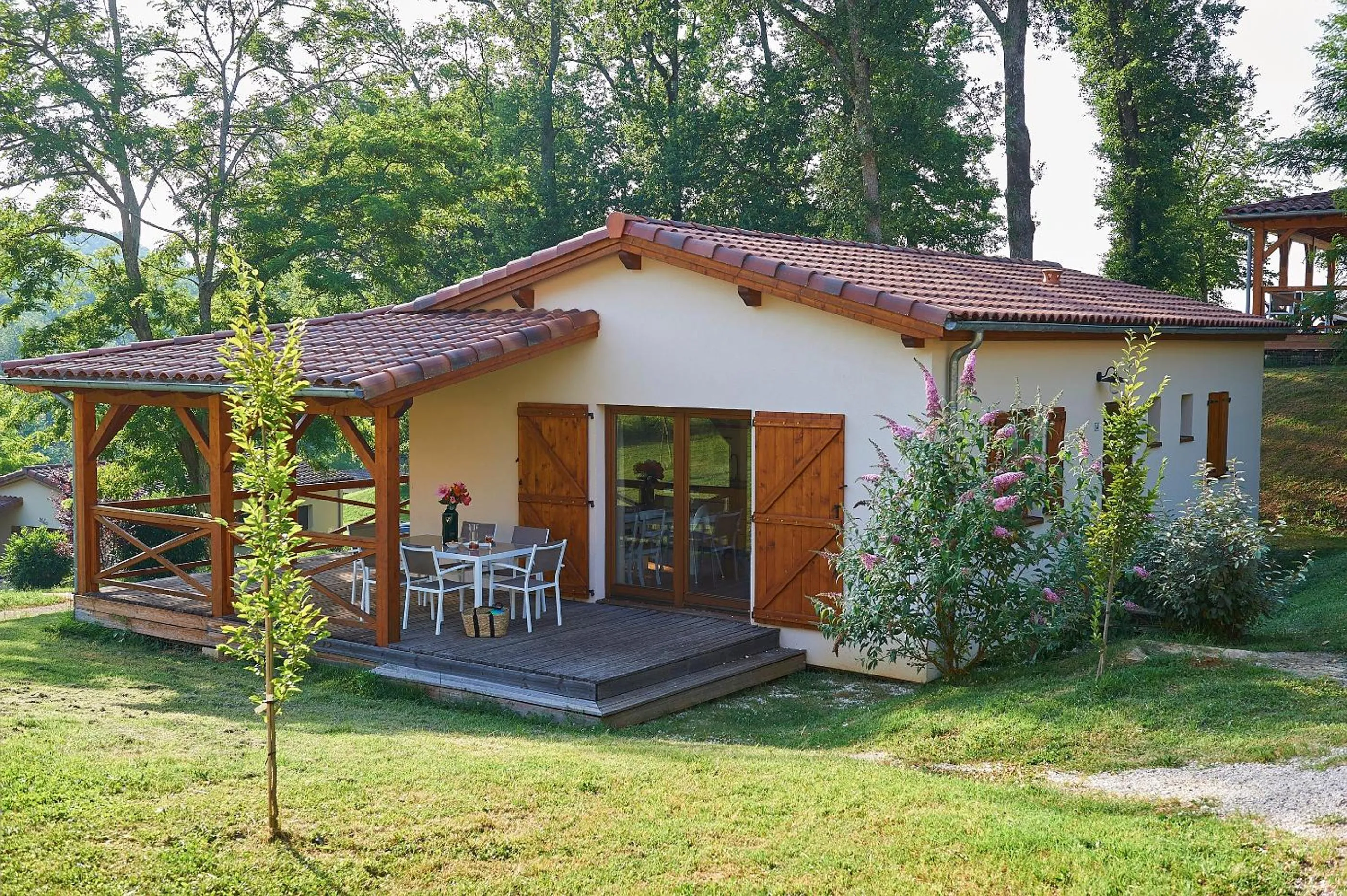Property building in Village de Montmarsis
