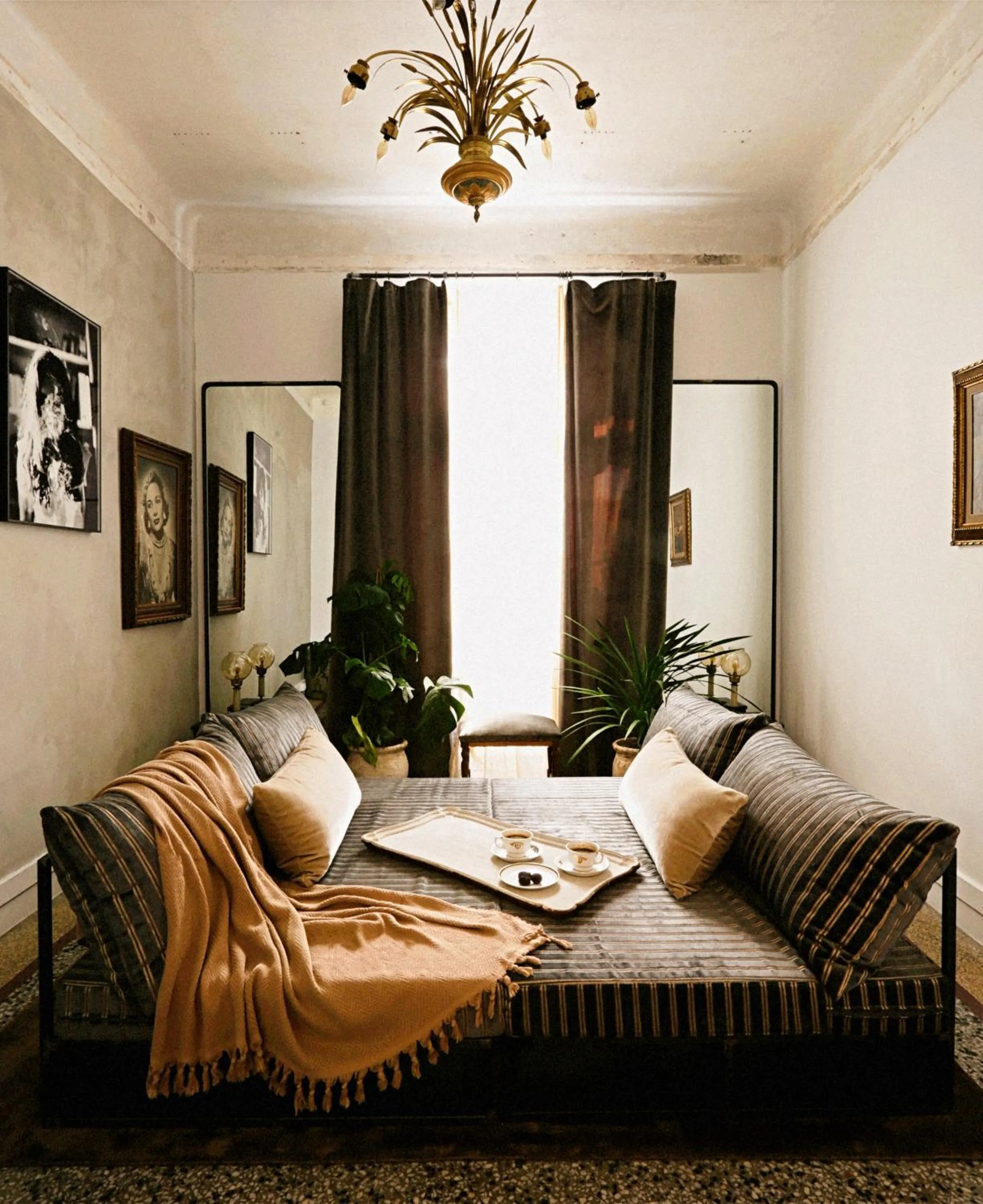 Seating area, Bed in Shila Athens