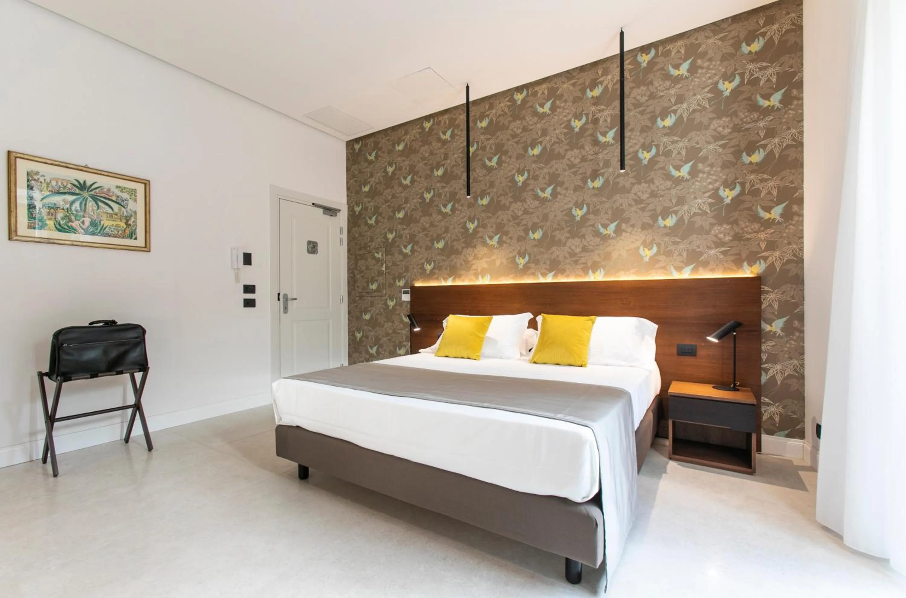 Bed in Palazzo Sovrana Serviced Luxury Apartments