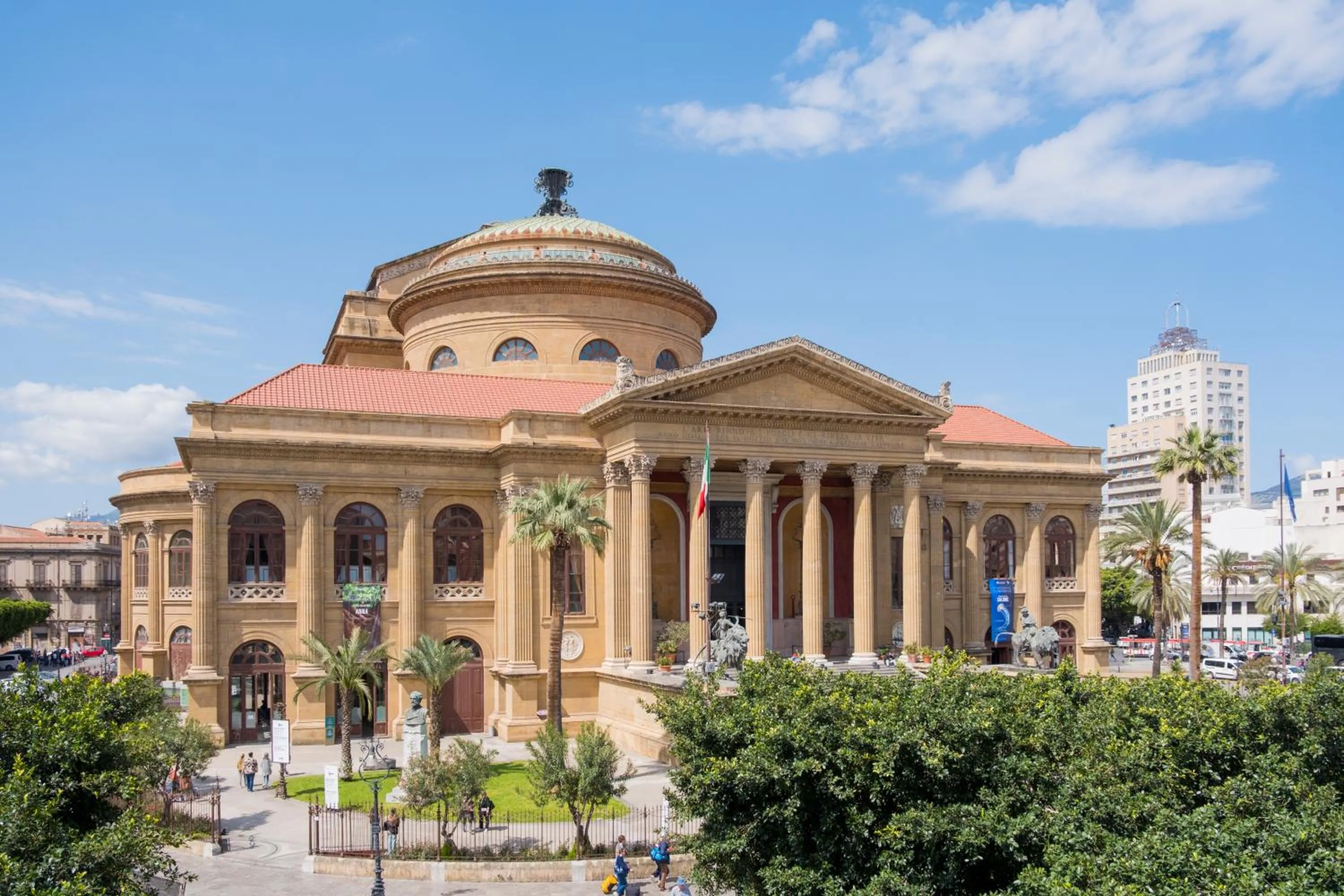 Palazzo Sovrana Serviced Luxury Apartments