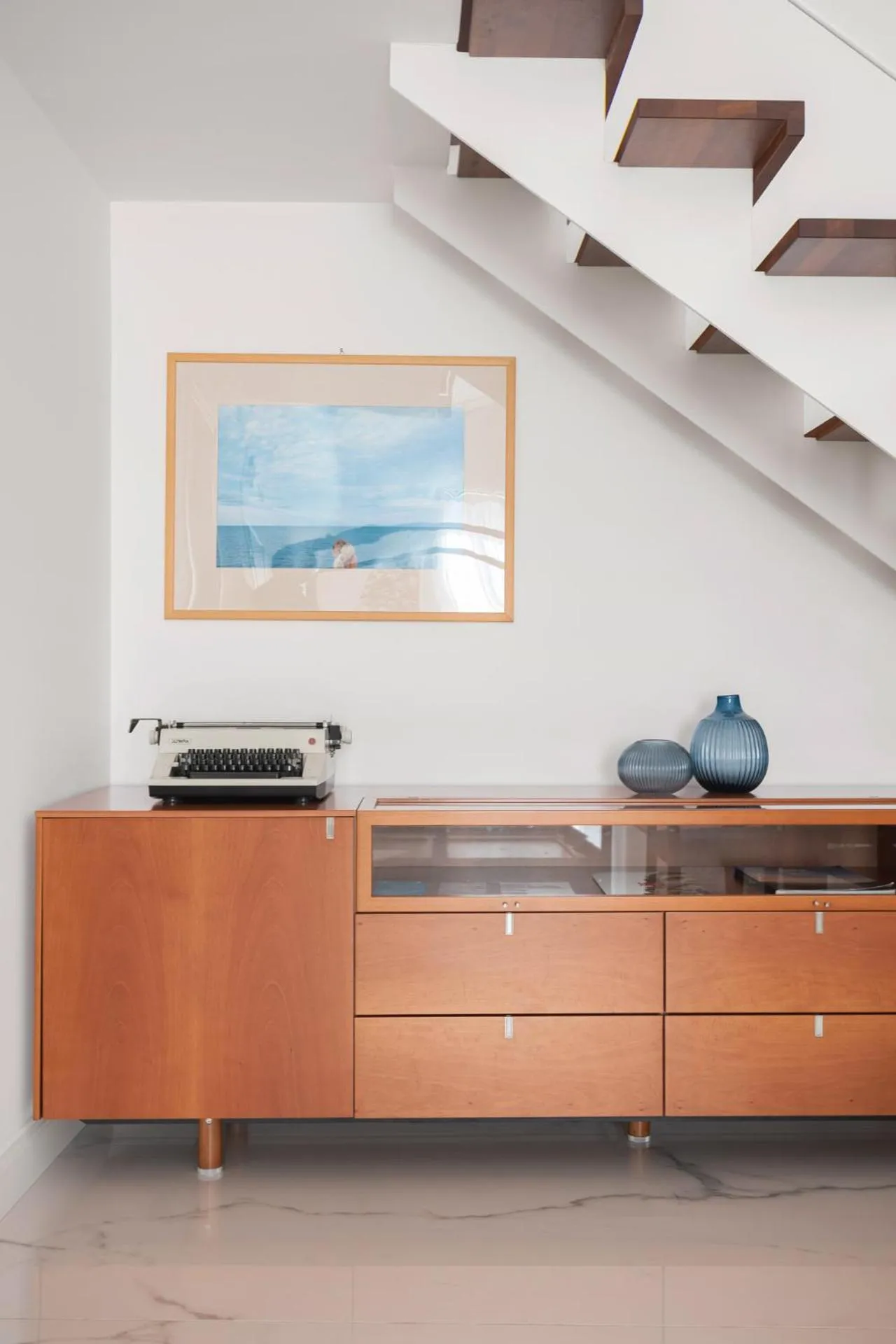 hair dresser in Palazzo Sovrana Serviced Luxury Apartments