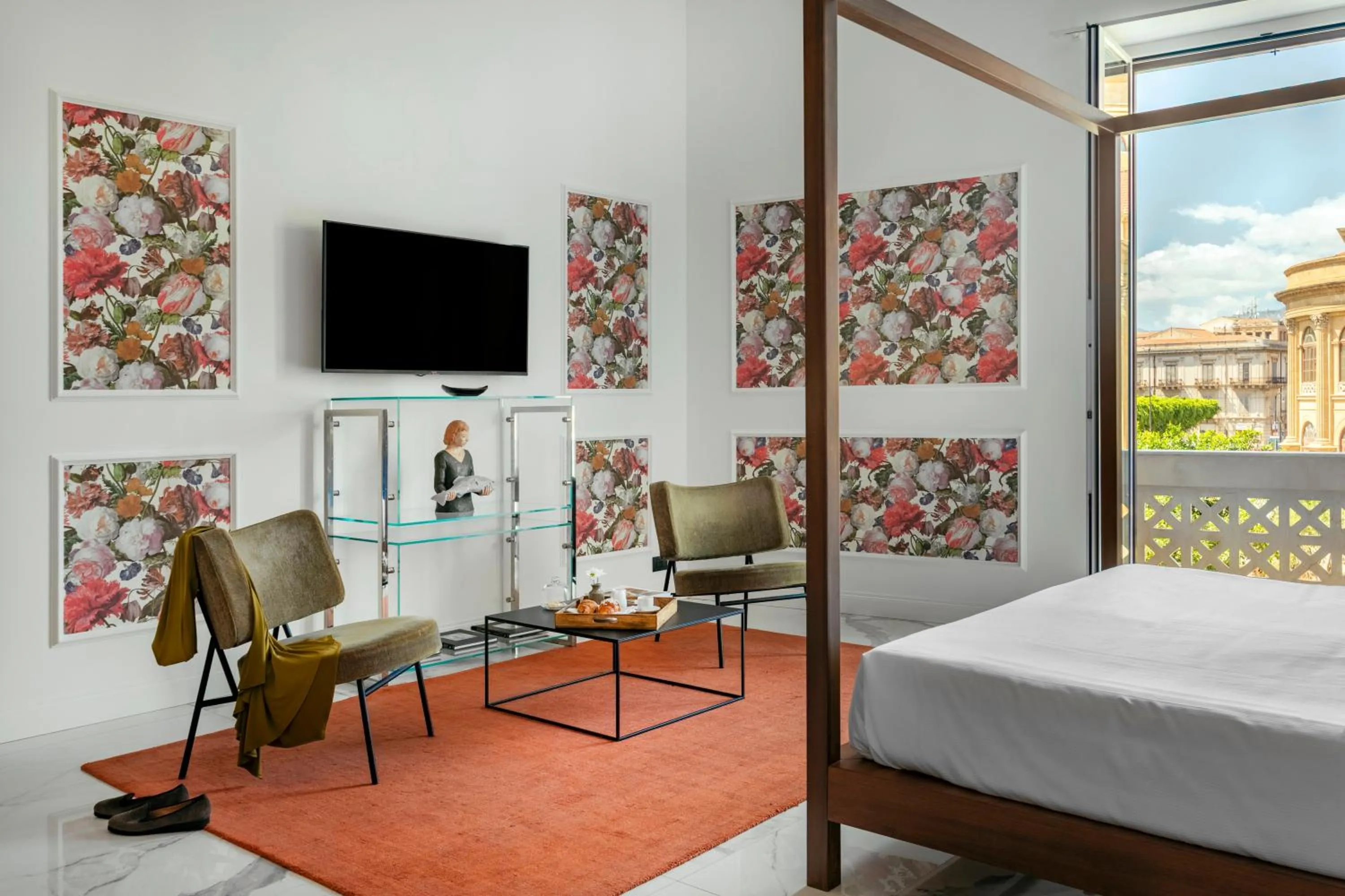 Bed in Palazzo Sovrana Serviced Luxury Apartments