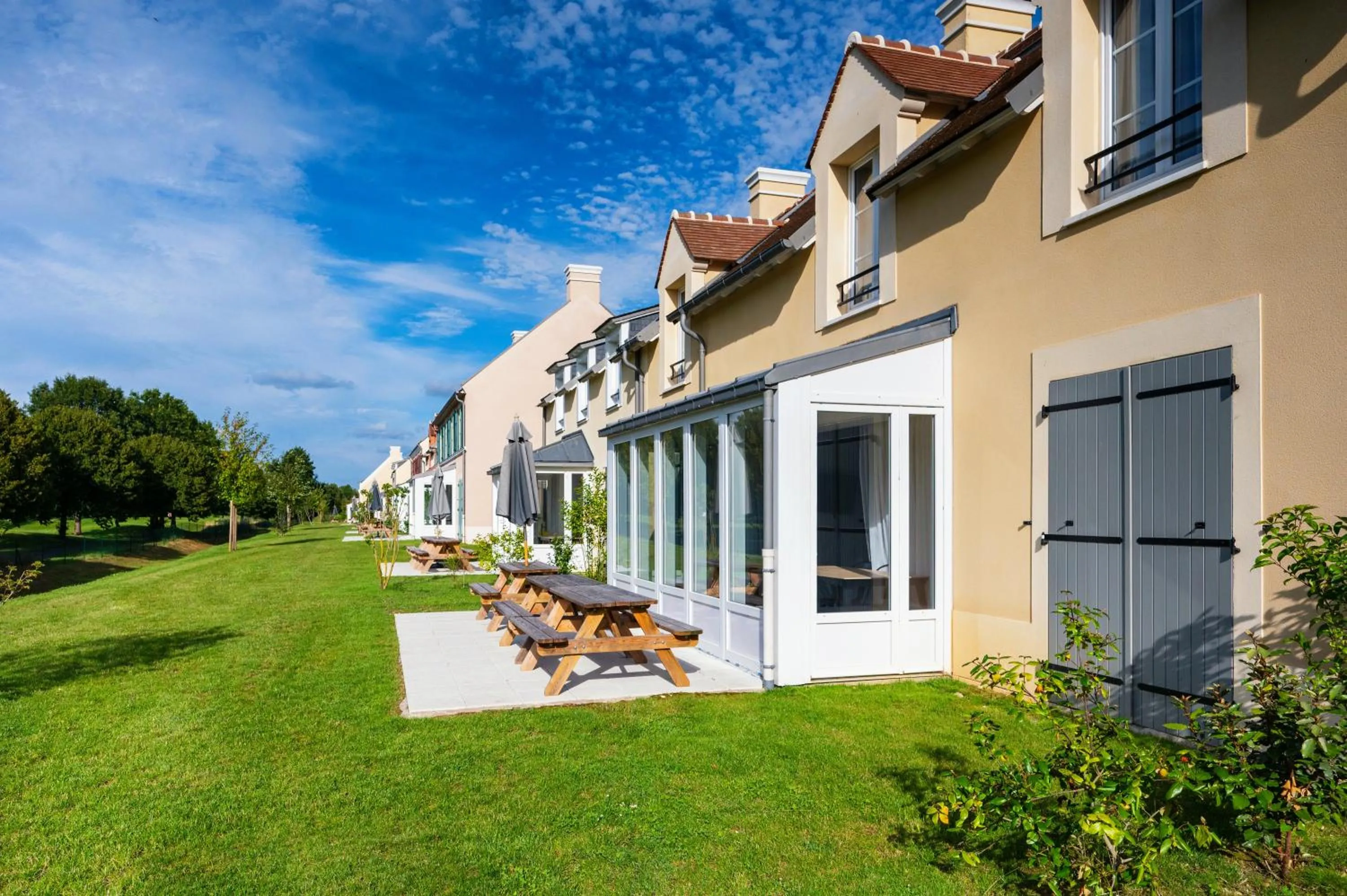 Property building in Staycity Aparthotels near Disneyland Paris