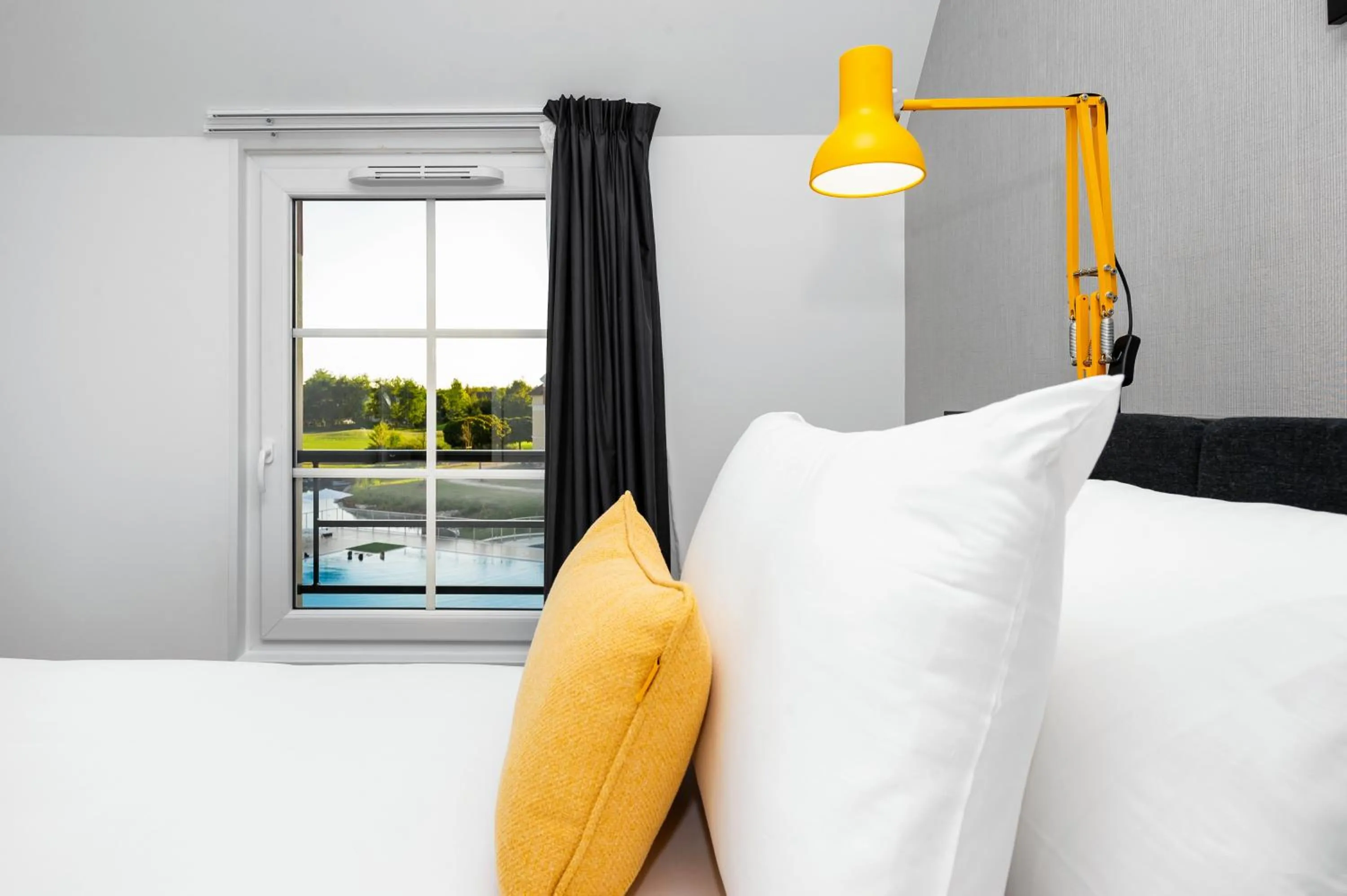 Bed in Staycity Aparthotels near Disneyland Paris