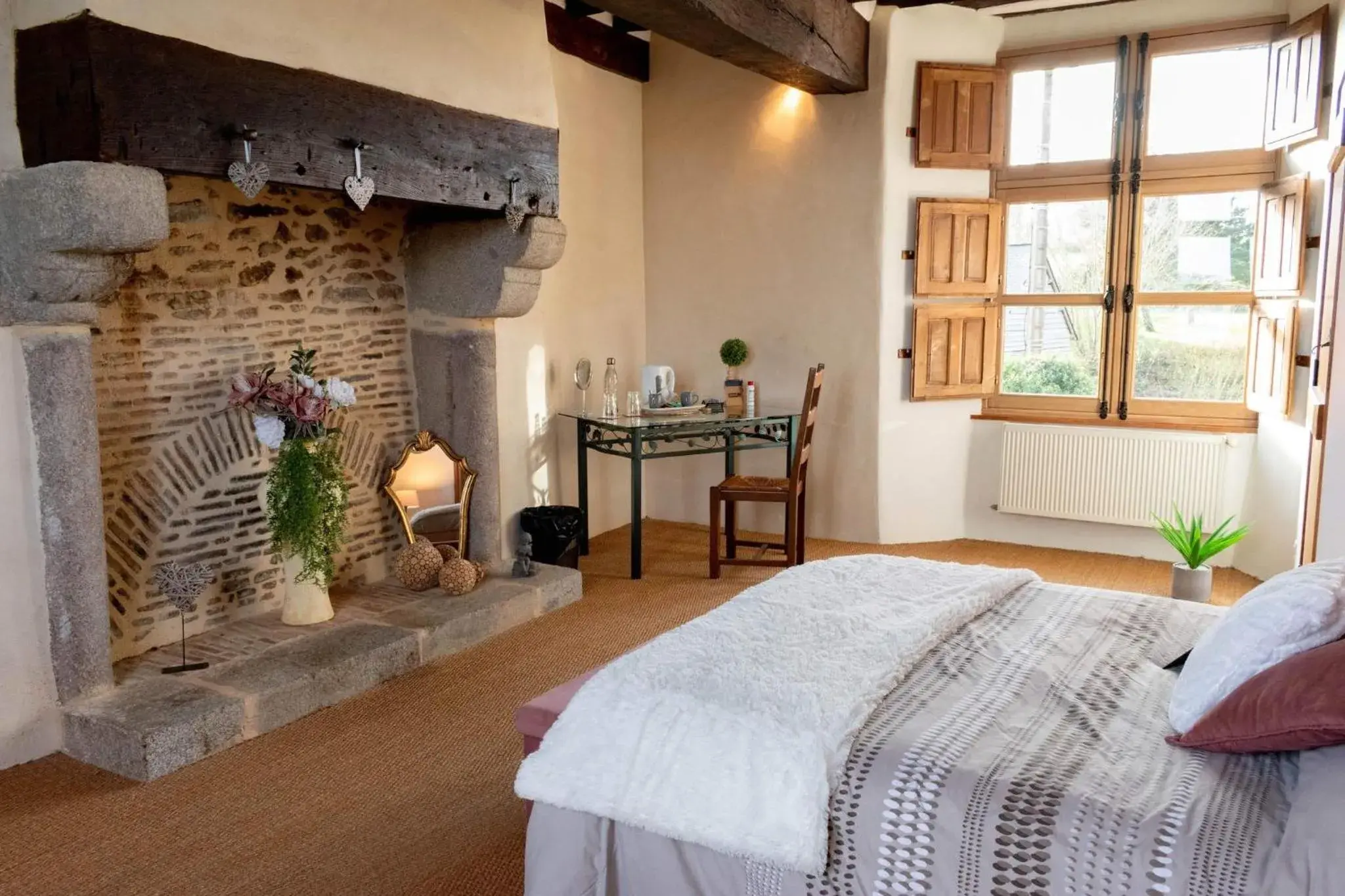 One-Bedroom Suite - single occupancy in Manoir de la coudre One-Bedroom Suite - single occupancy in Manoir de la coudre