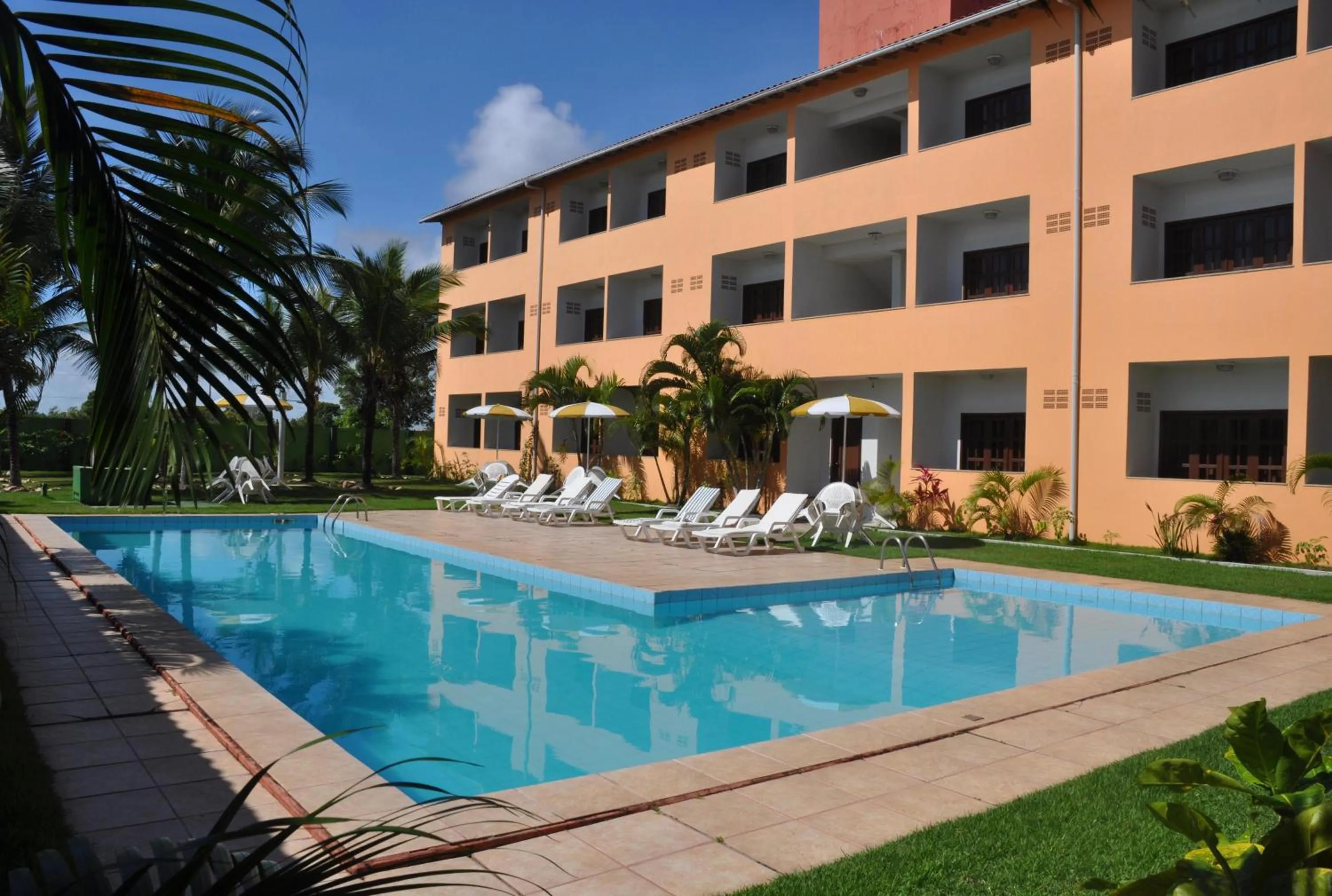 Swimming pool in Quiriri Park Hotel