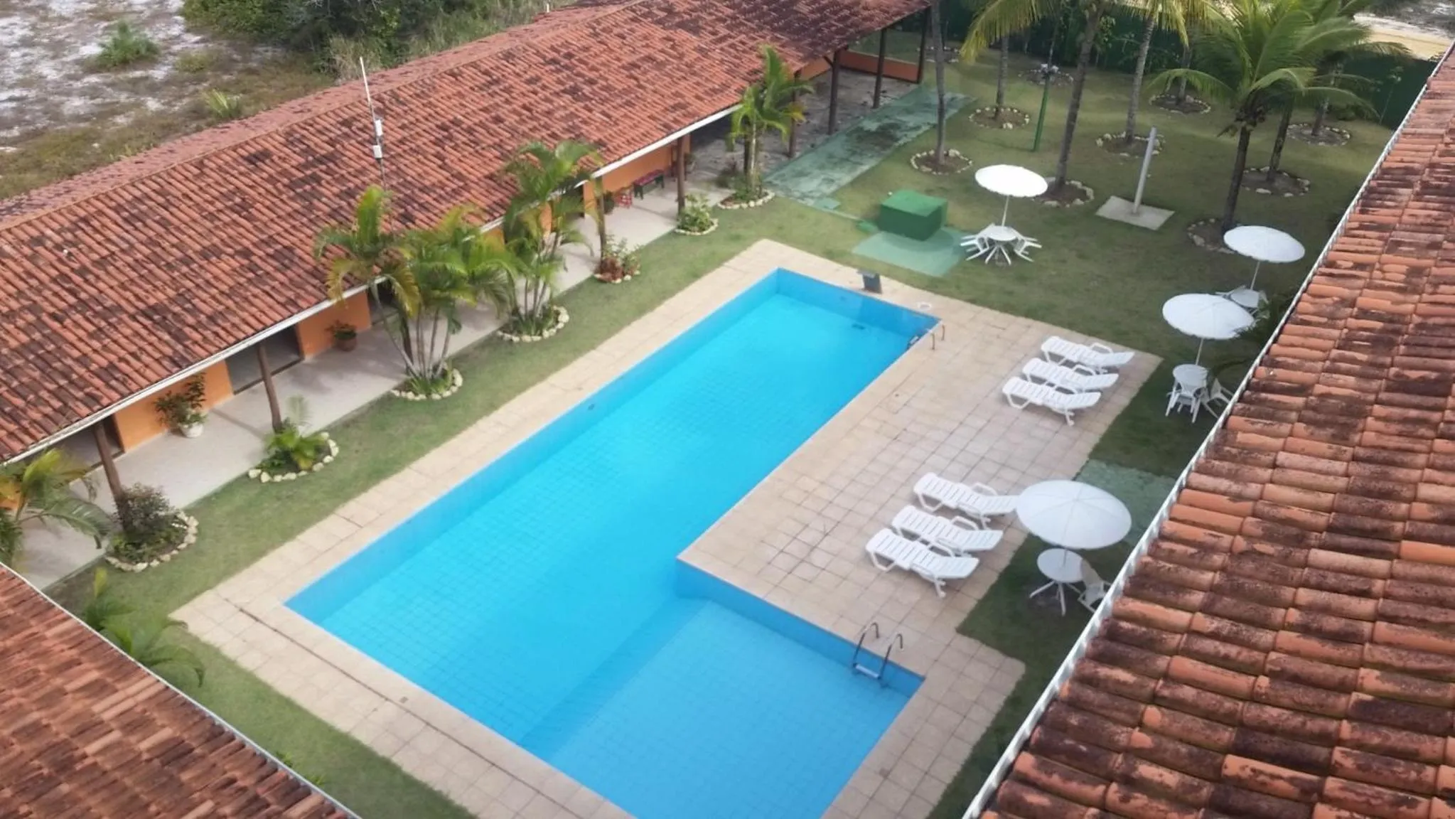 Pool view in Quiriri Park Hotel