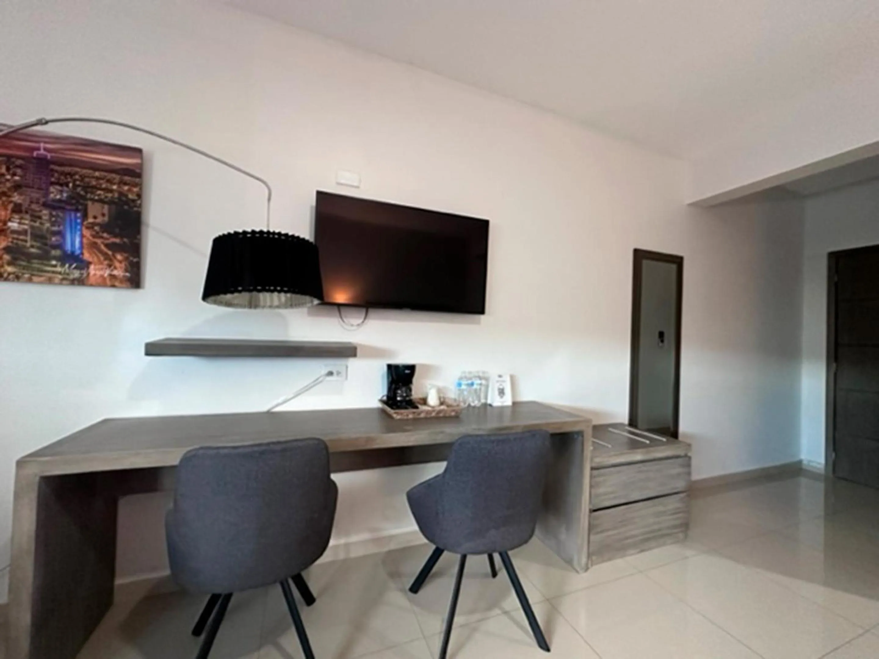 TV and multimedia in InHouse Hotel Culiacán