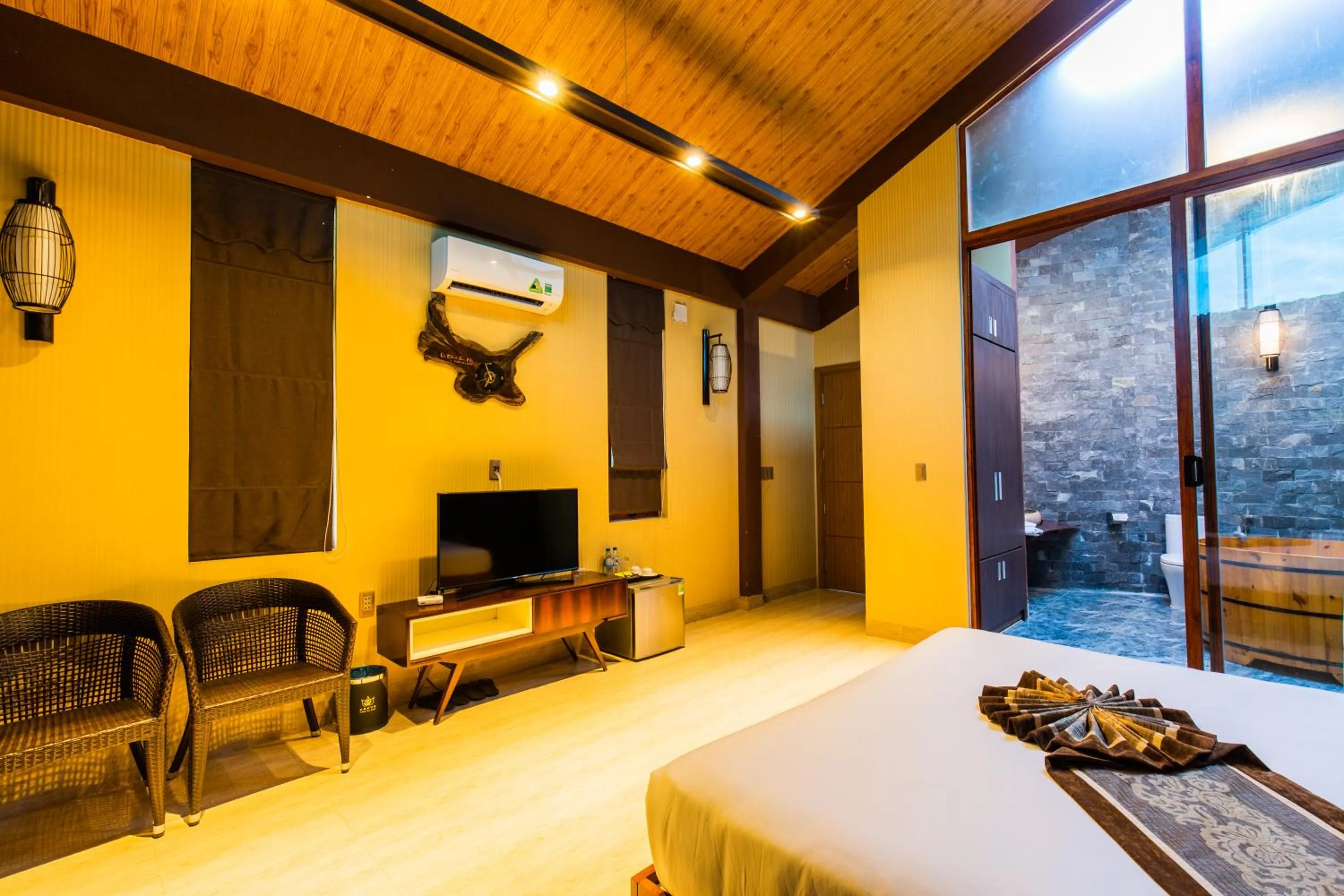 Photo of the whole room, Bed in Hamya Hotsprings and Resort