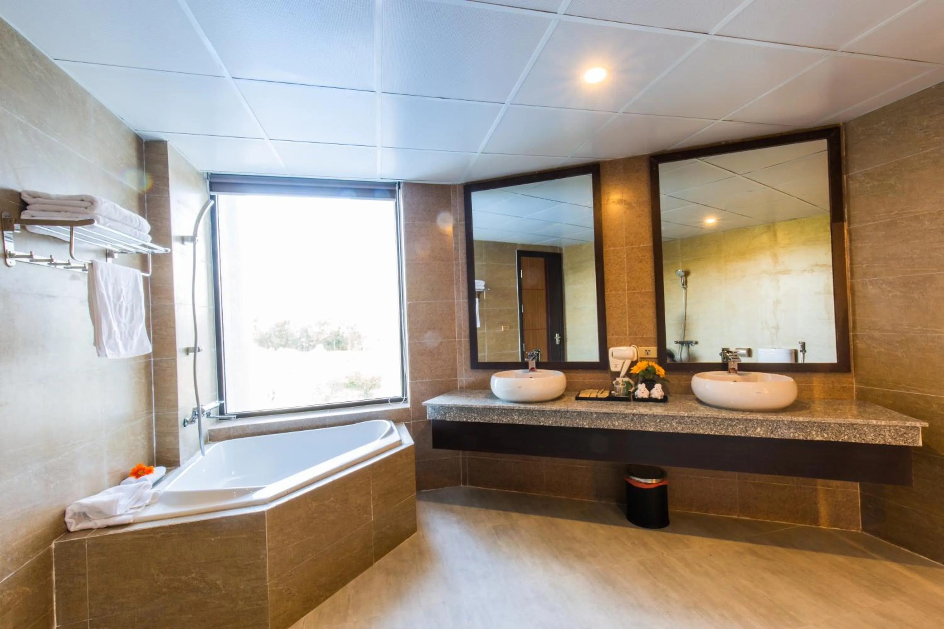 Bathroom in Hamya Hotsprings and Resort