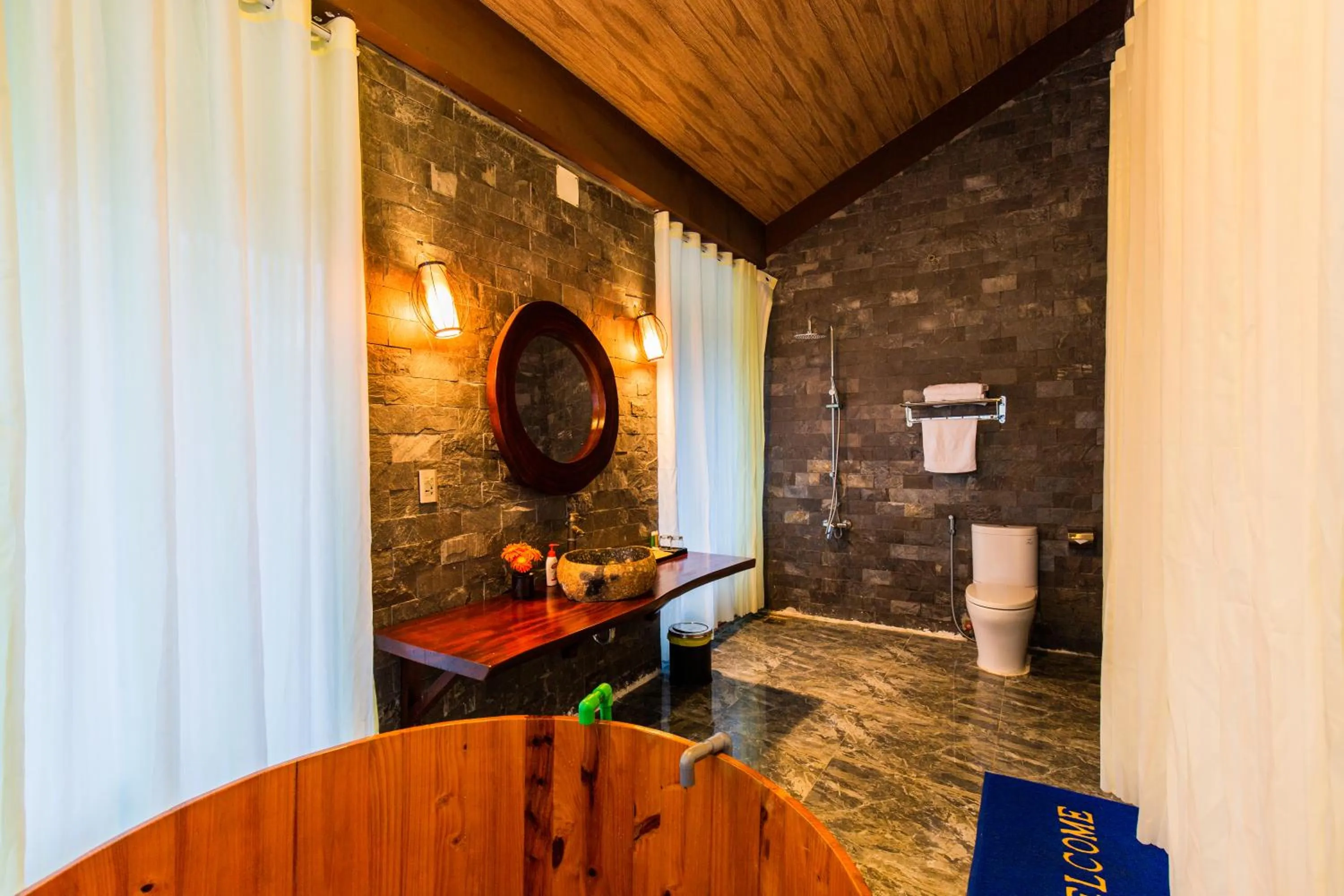 Bathroom in Hamya Hotsprings and Resort
