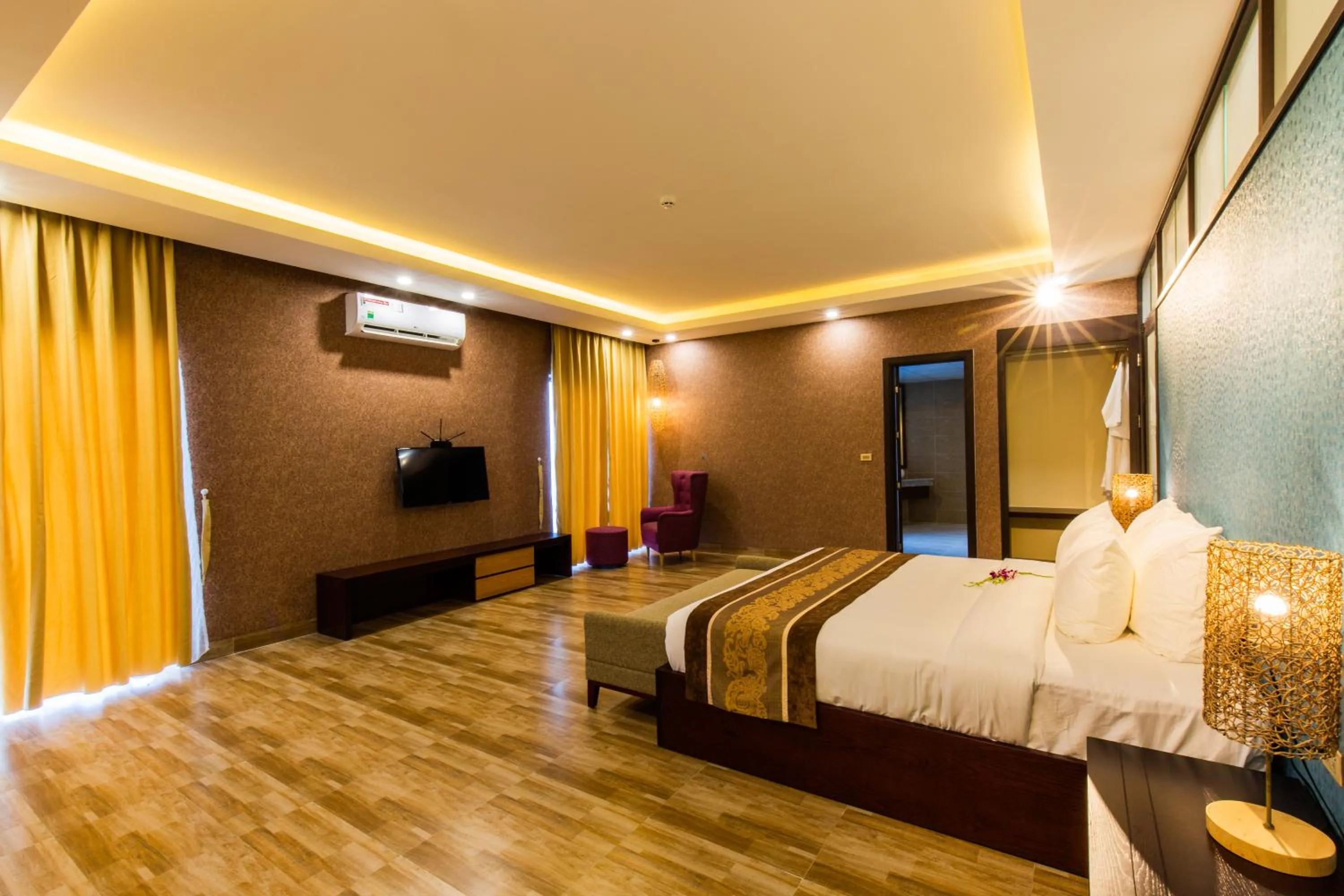 Photo of the whole room, Bed in Hamya Hotsprings and Resort