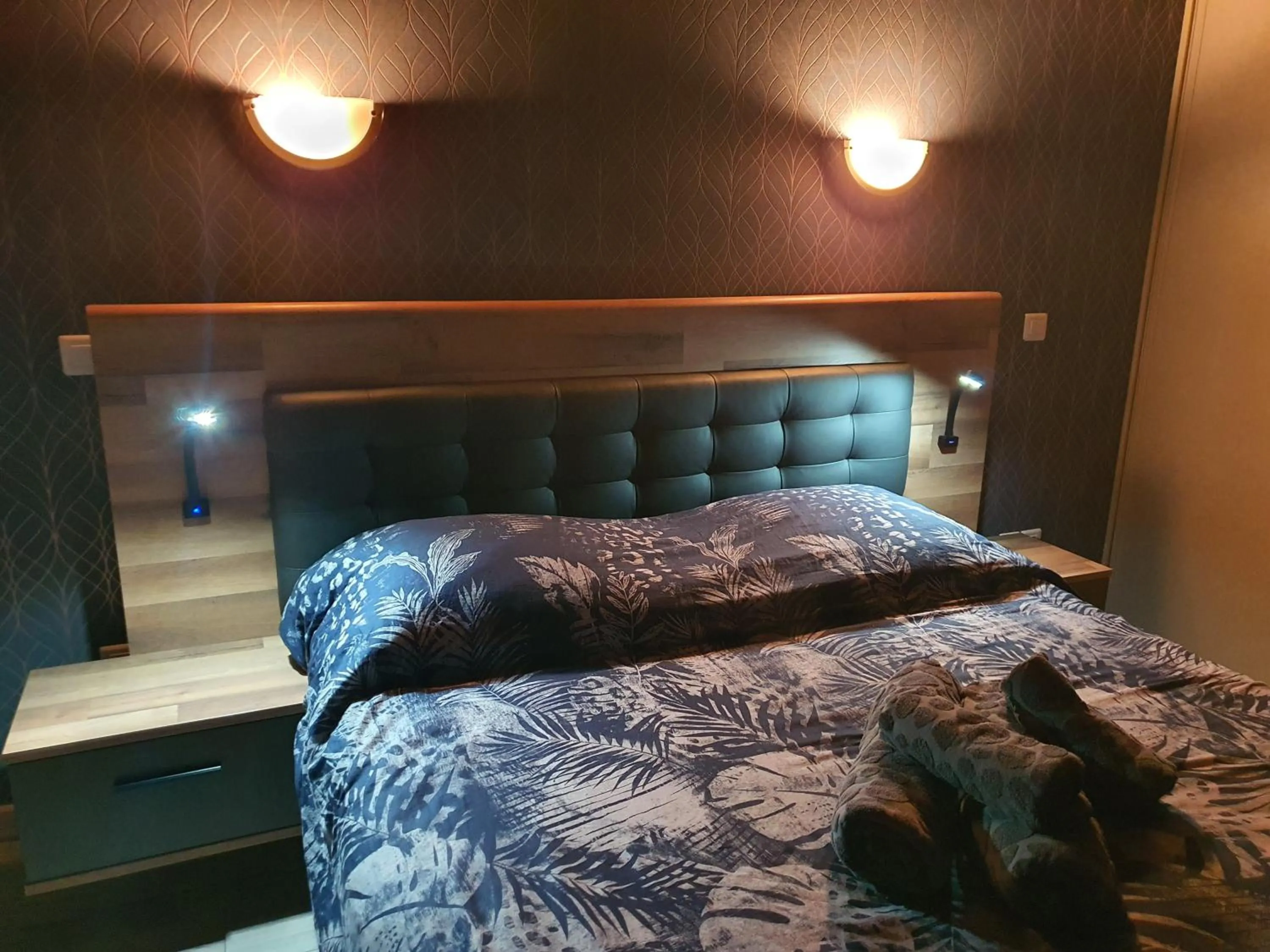 Bed in Hotel du Centre