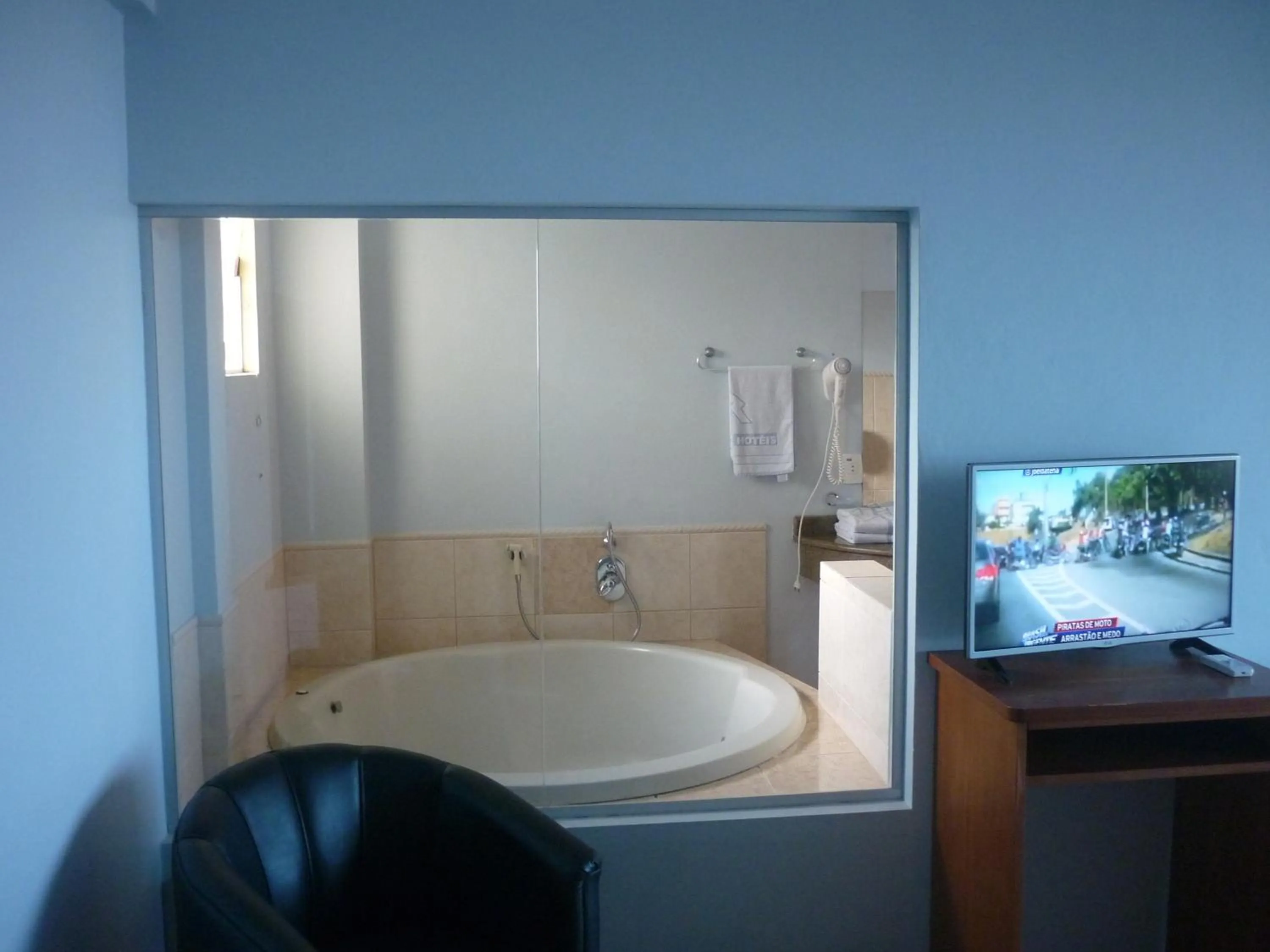 Hot Tub in De Rose Praia Hotel