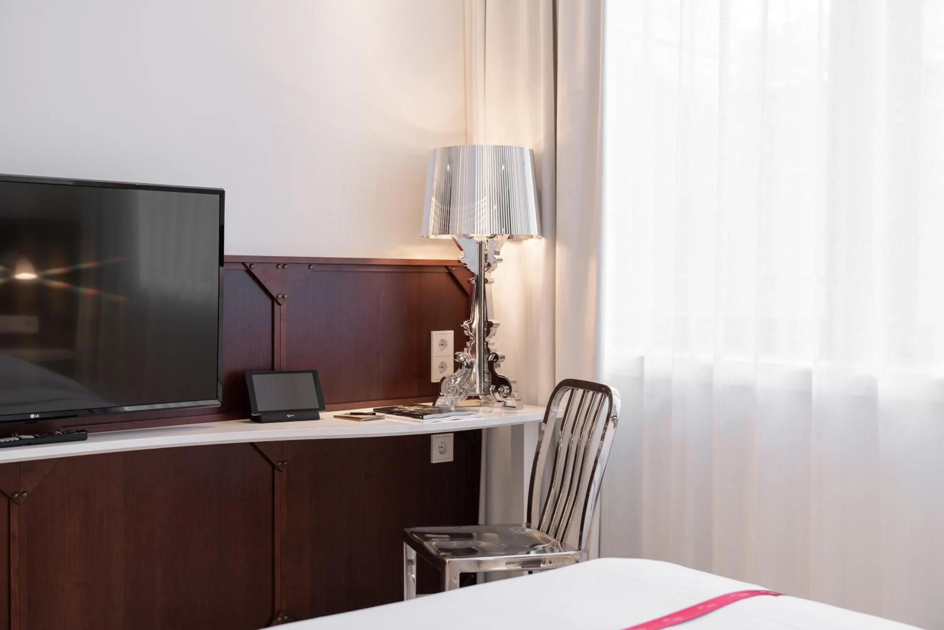 Photo of the whole room in Ruby Leni Hotel Dusseldorf