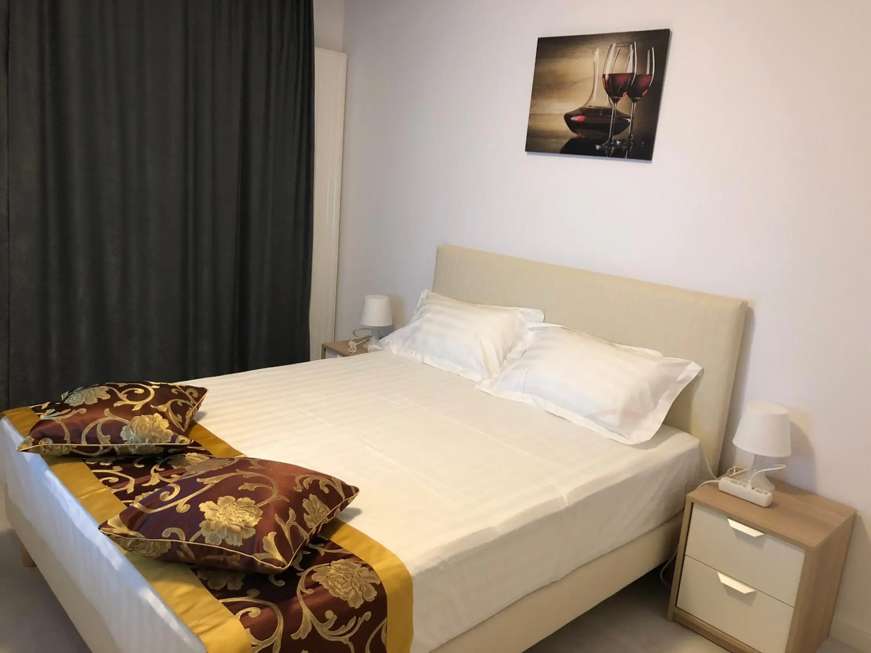 One-Bedroom Apartment - single occupancy in 21 Residence Apartments One-Bedroom Apartment - single occupancy in 21 Residence Apartments