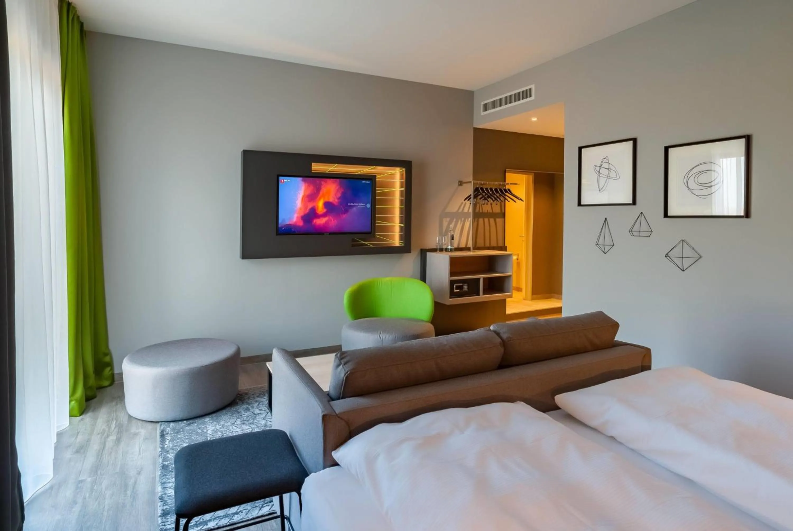 Photo of the whole room, Bed in elaya hotel kevelaer, Trademark Collection by Wyndham