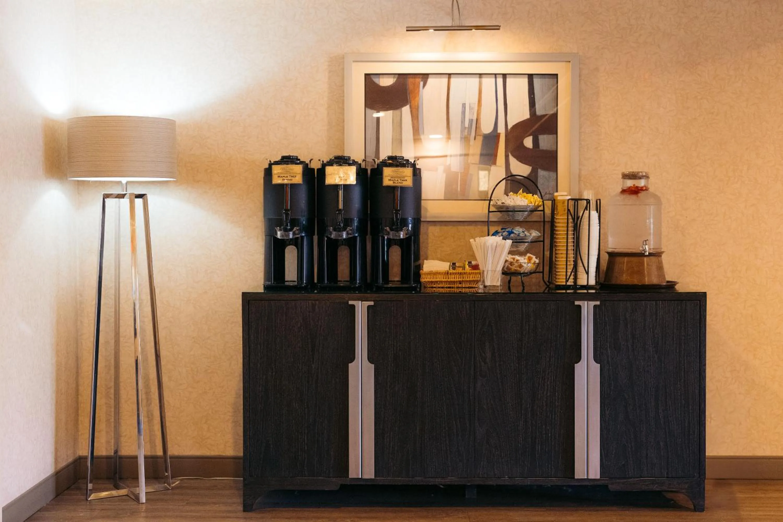 Breakfast in Maple Tree Inn