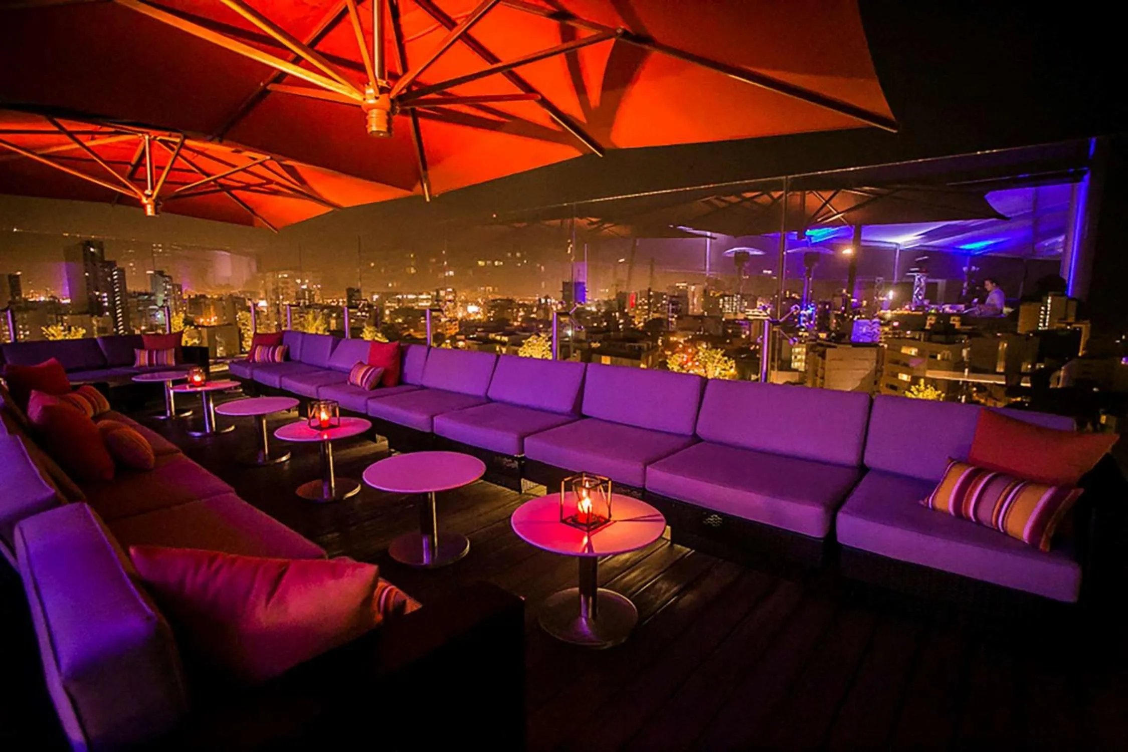 Lounge or bar in Hilton Lima Miraflores