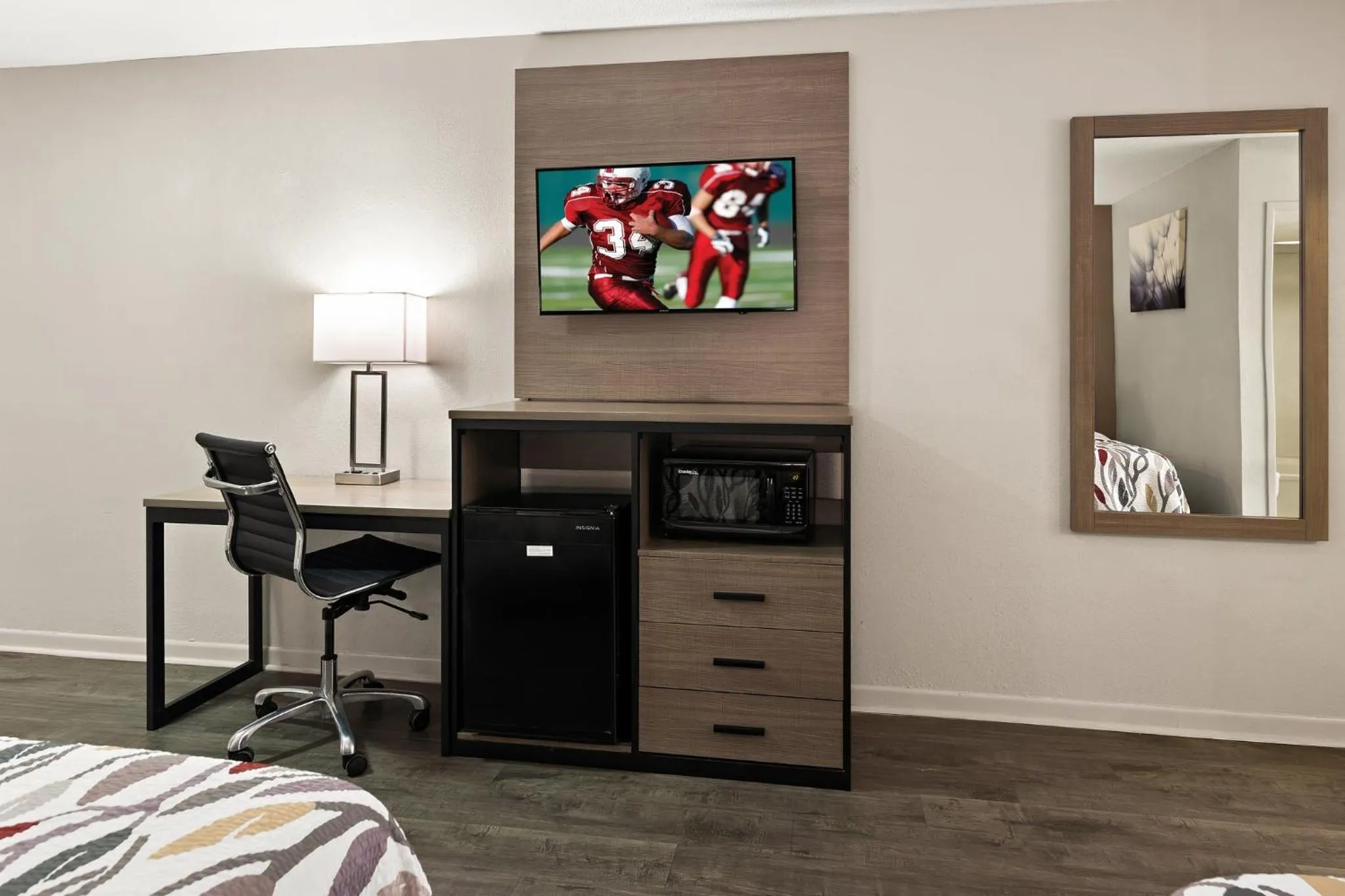 Photo of the whole room in Red Roof Inn & Suites Monroe, NC