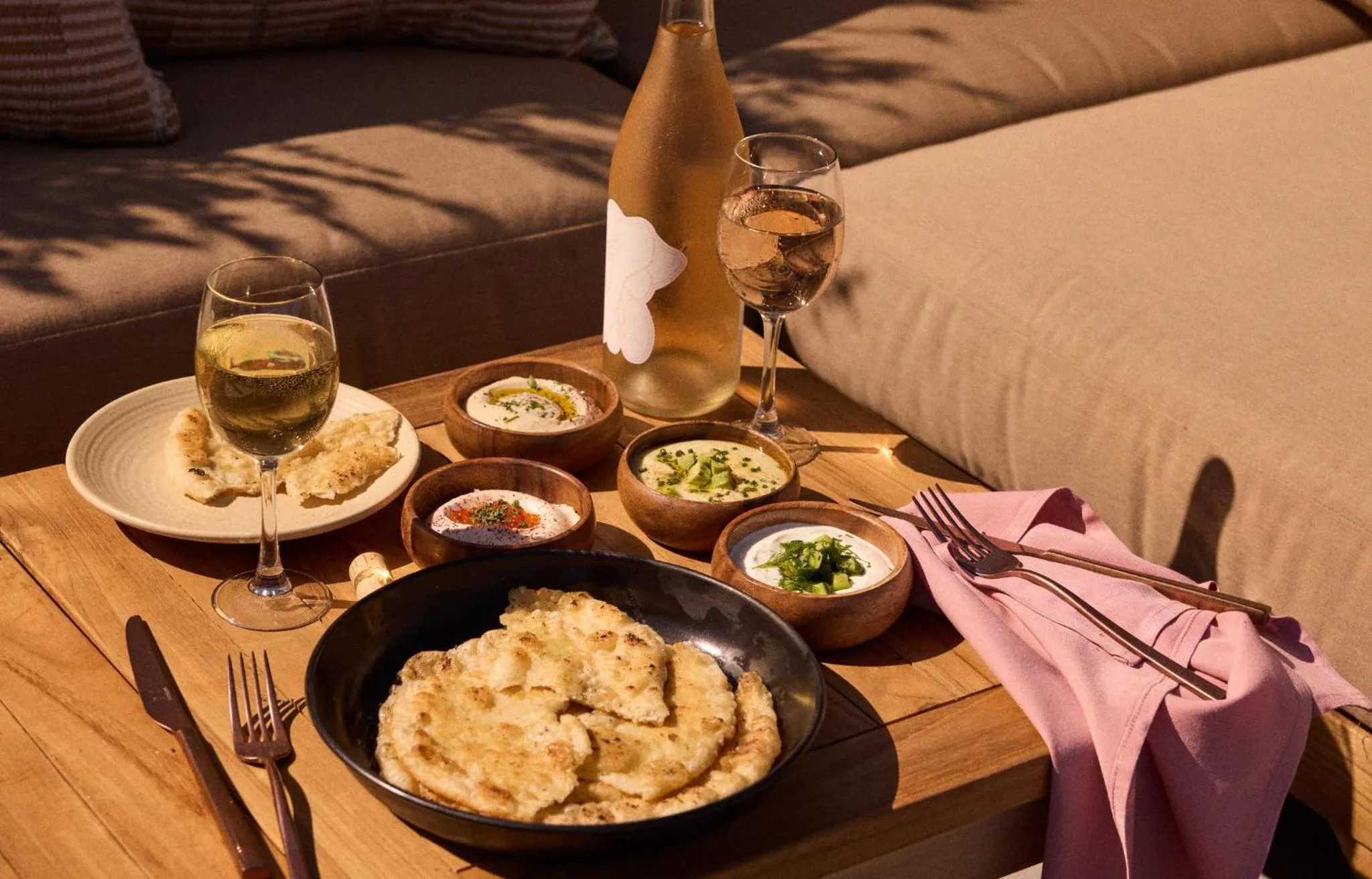 Restaurant/places to eat in Hotel Erwin Venice Beach