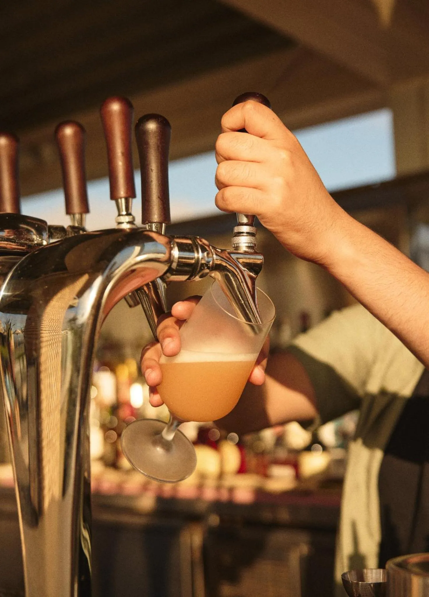 Restaurant/places to eat in Hotel Erwin Venice Beach