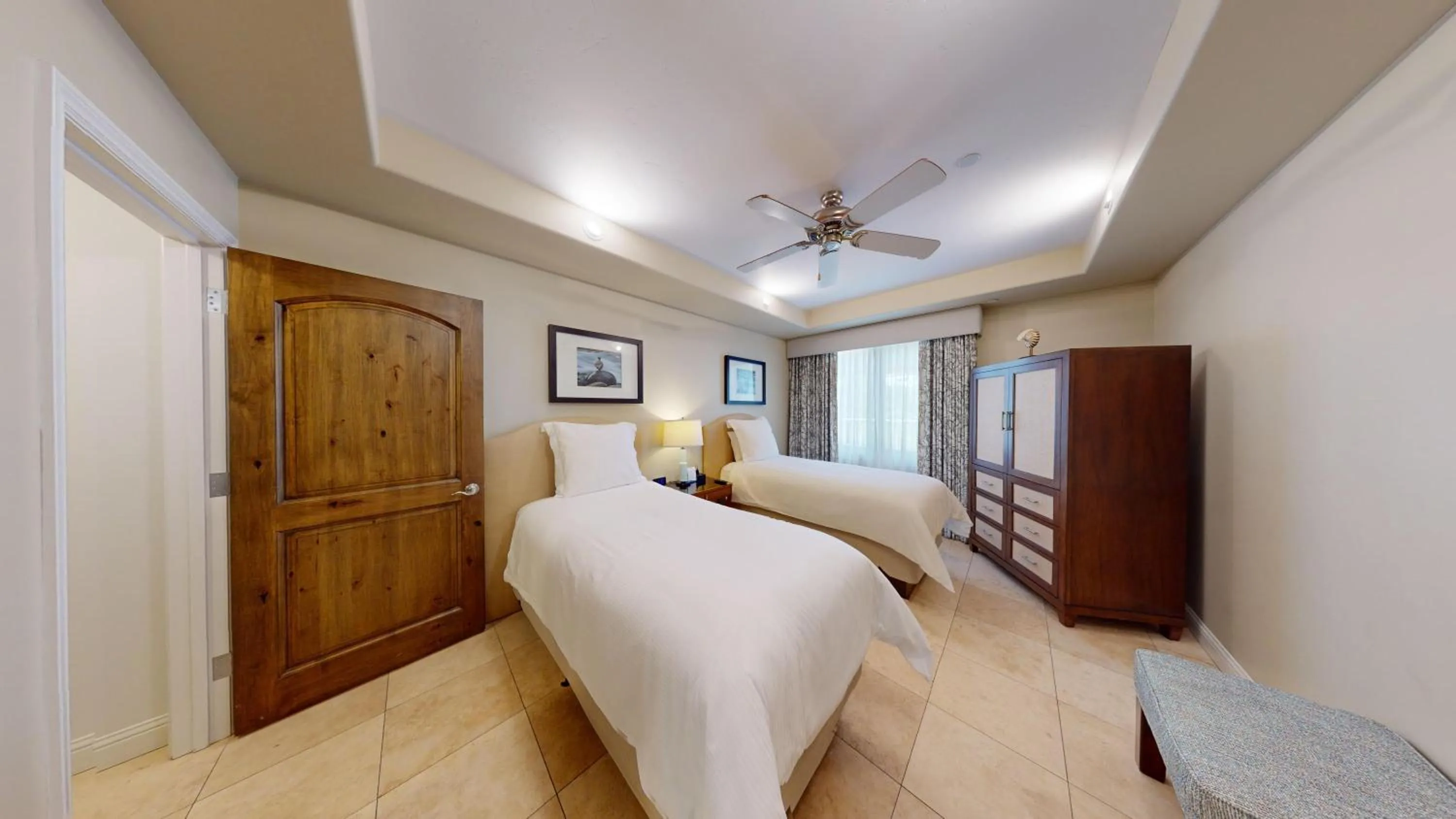 Bed in Dolphin Bay Resort and Spa