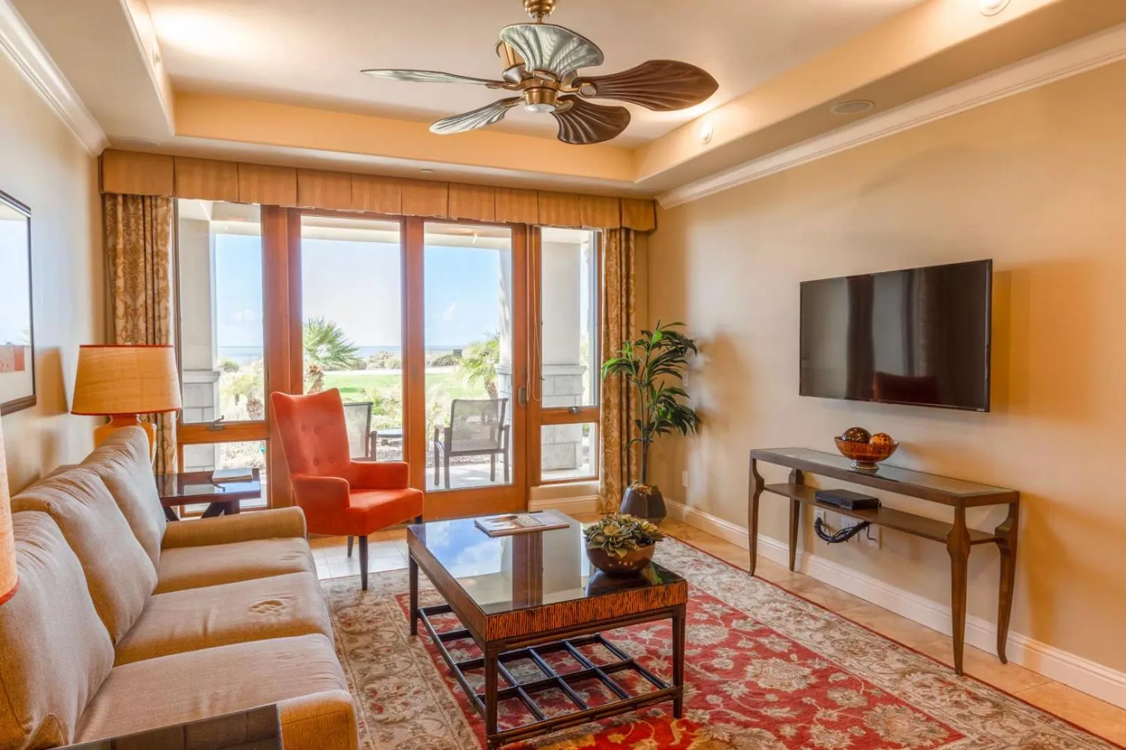 Dolphin Bay Resort and Spa