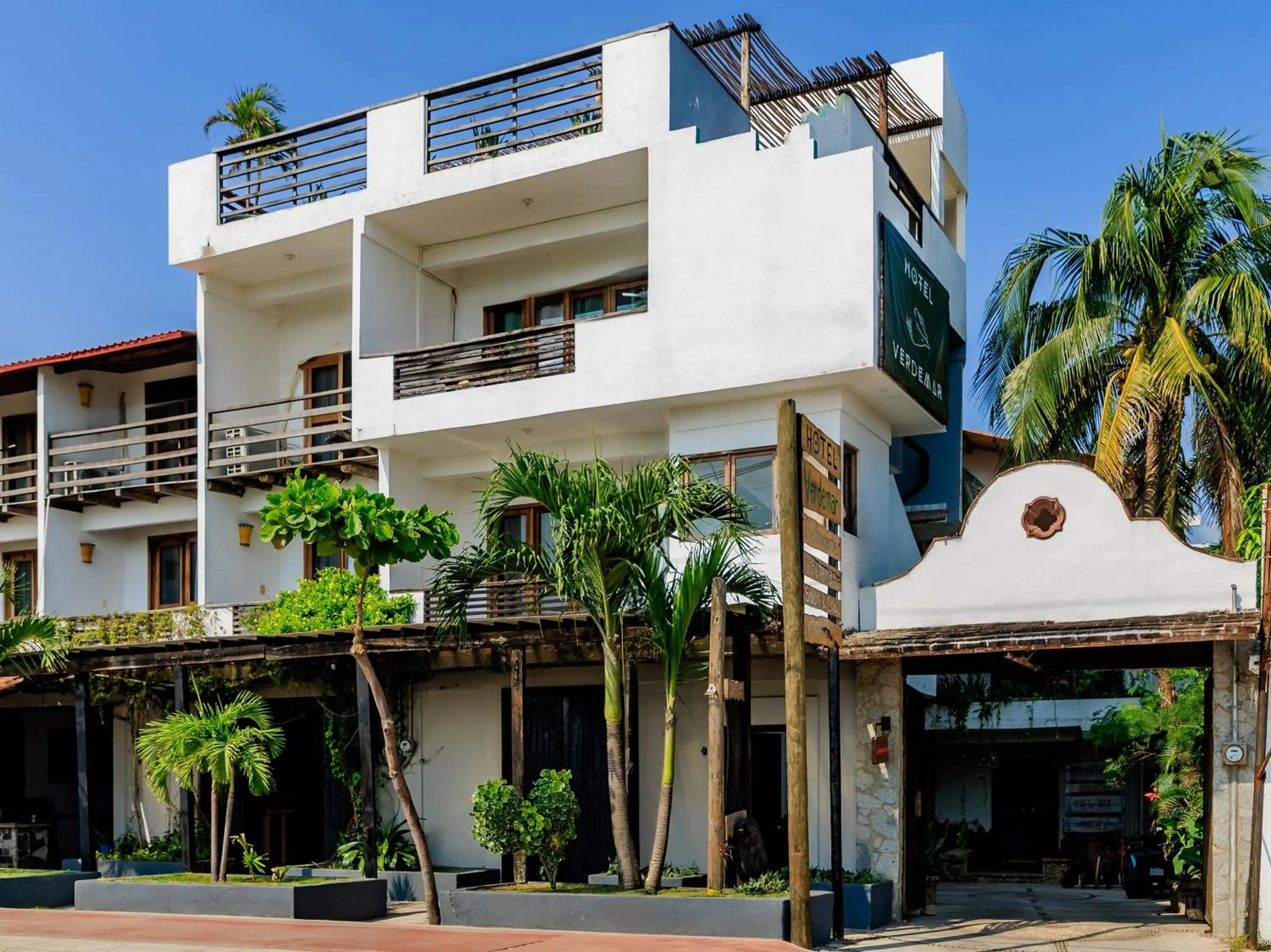 Facade/entrance in Capital O Verdemar, Pie de la Cuesta