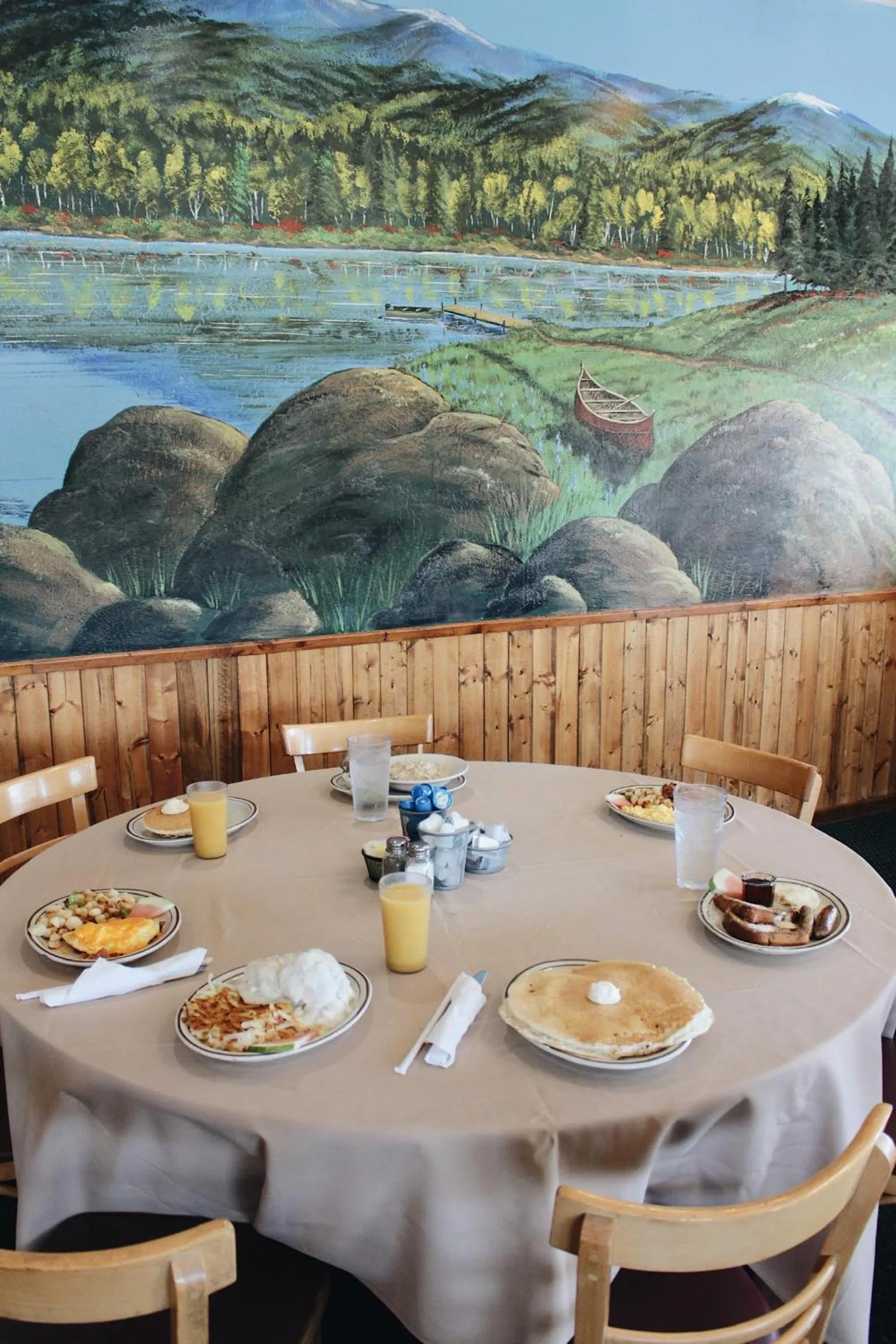 Days Inn by Wyndham Show Low