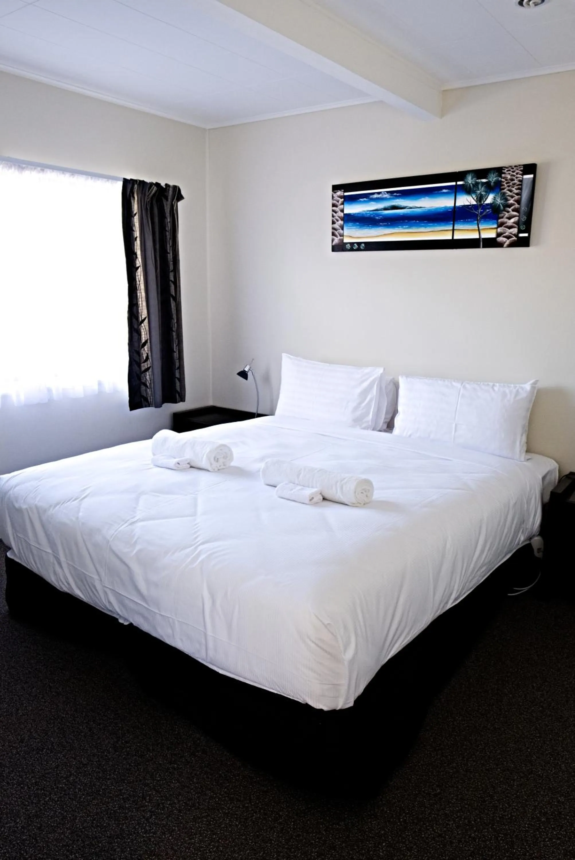 Bedroom, Bed in Tairua Shores Motel