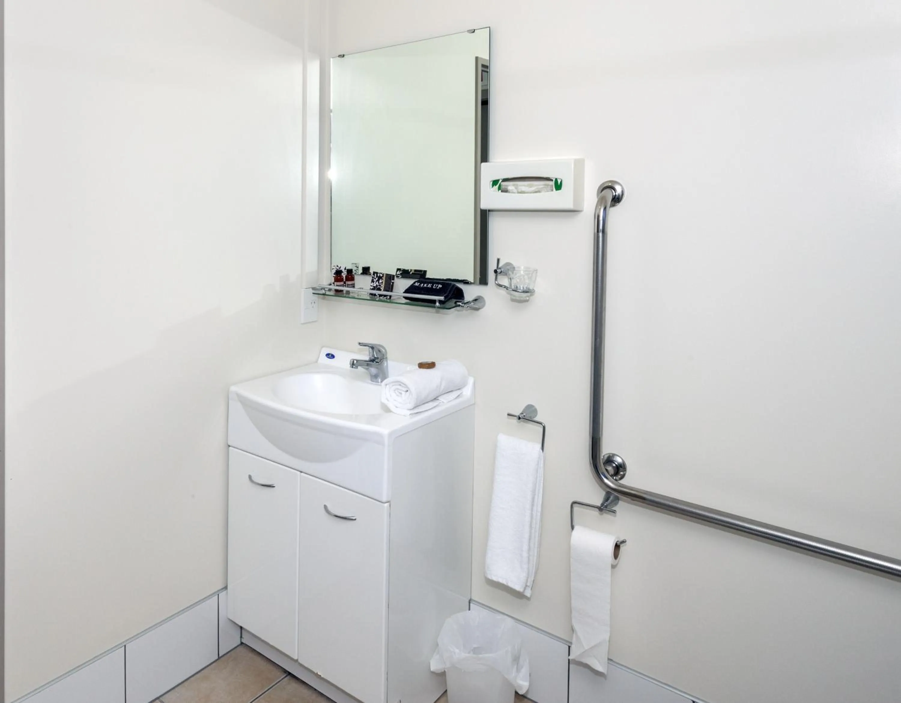Bathroom in Tairua Shores Motel