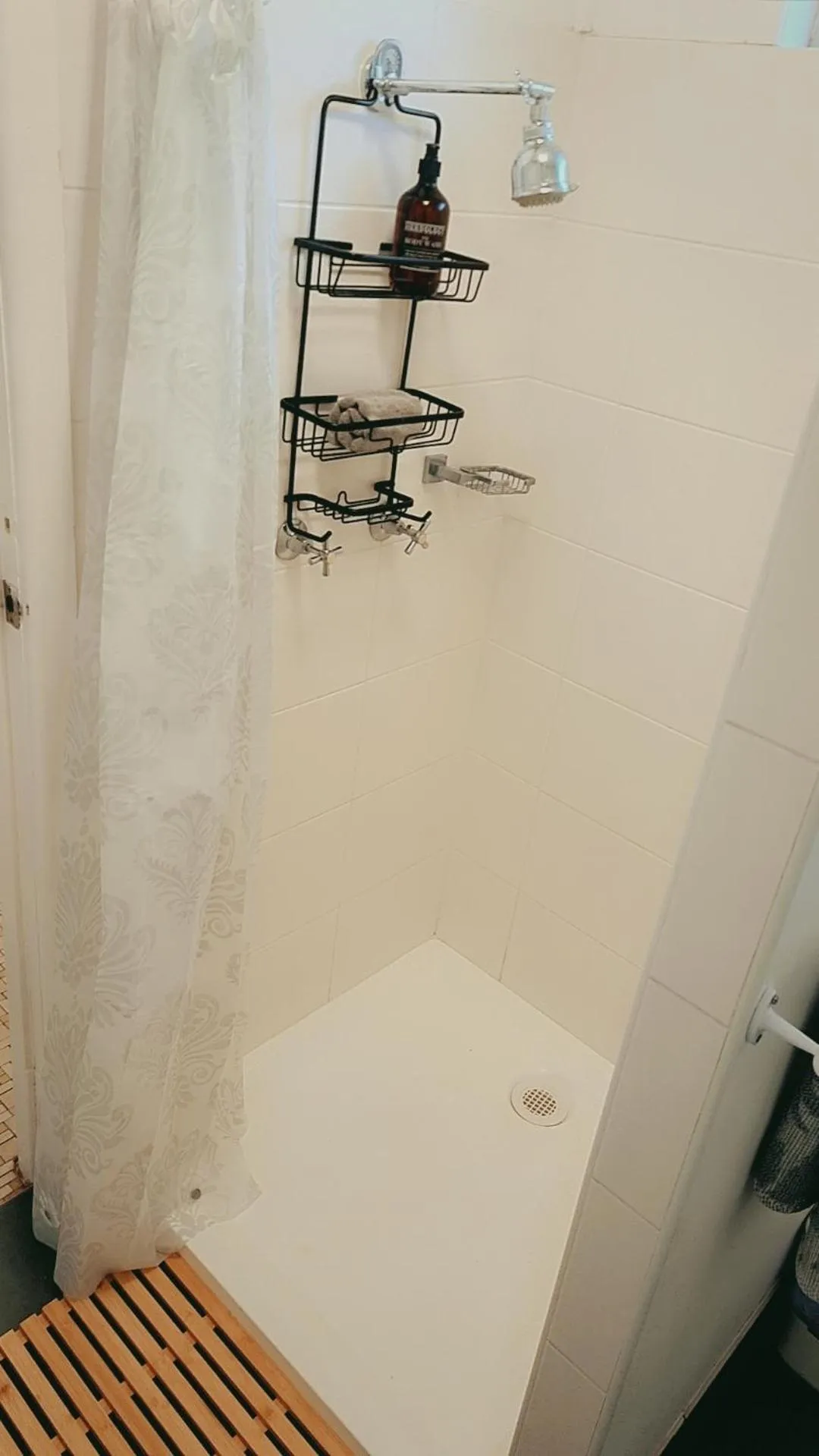 Shower in The Retreat Port Stephens