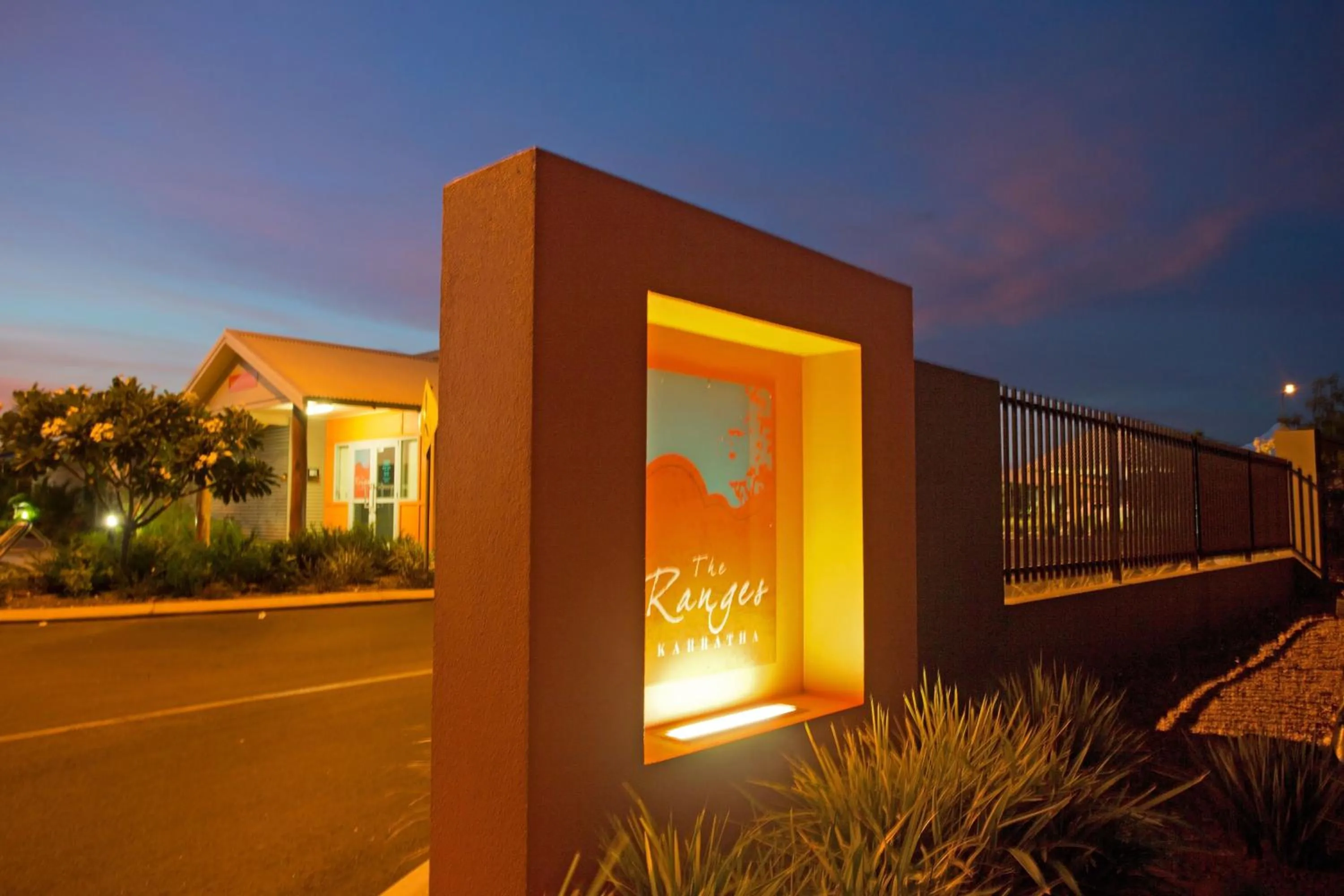 Facade/entrance in Best Western Plus The Ranges Karratha