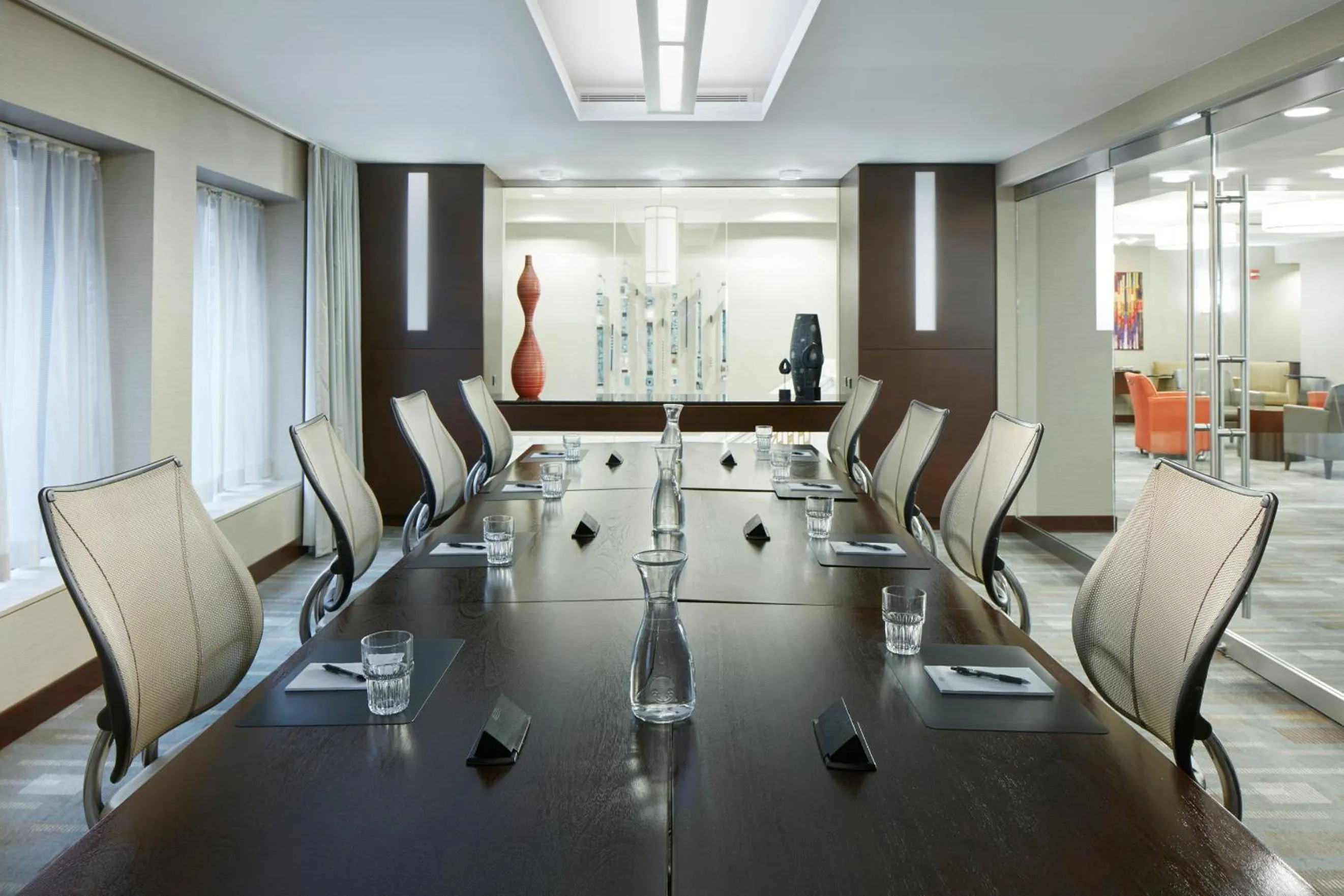 Business facilities in River Hotel