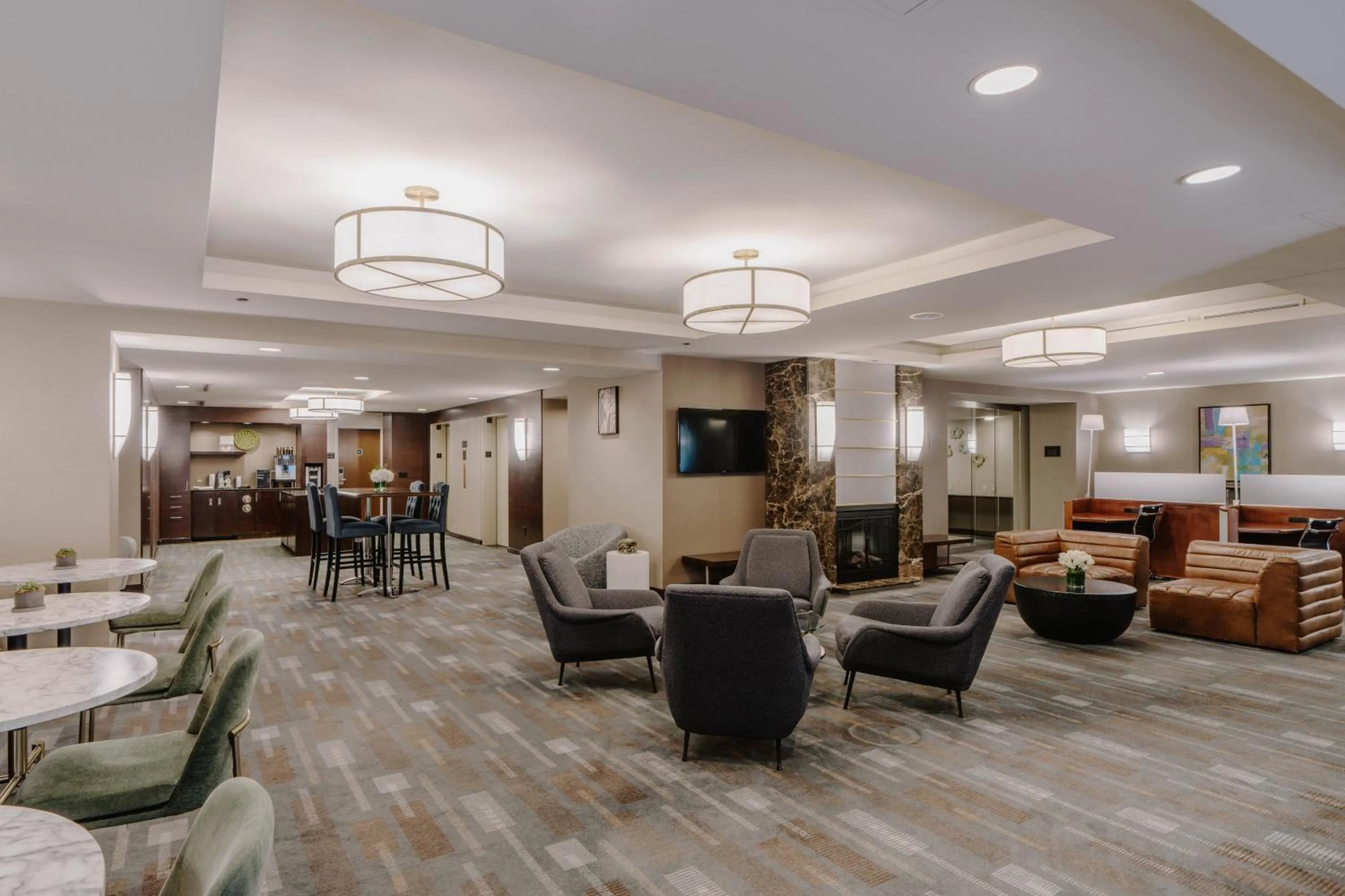 Lobby or reception in River Hotel