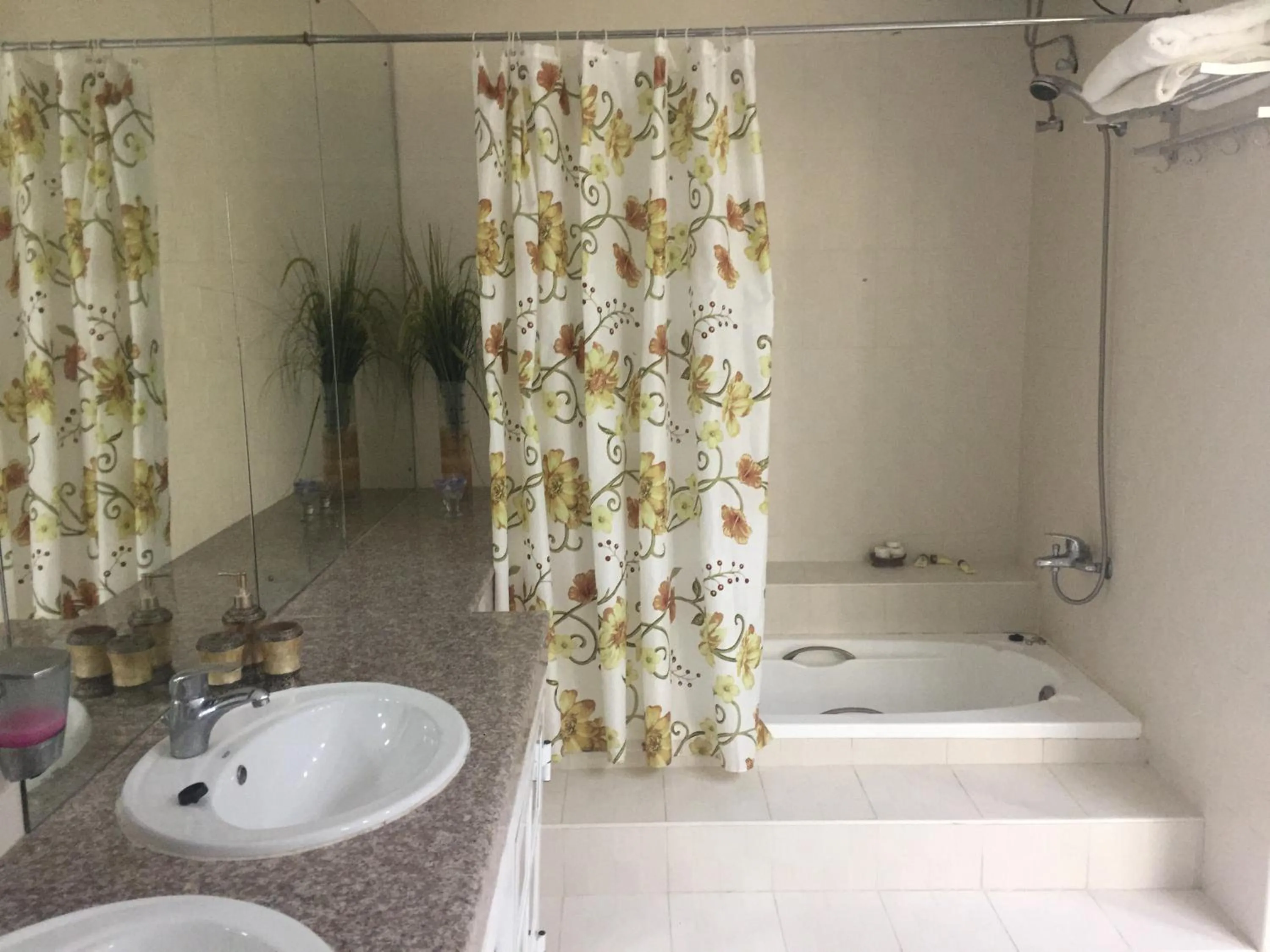 Bathroom in Oriental Nights Rest House