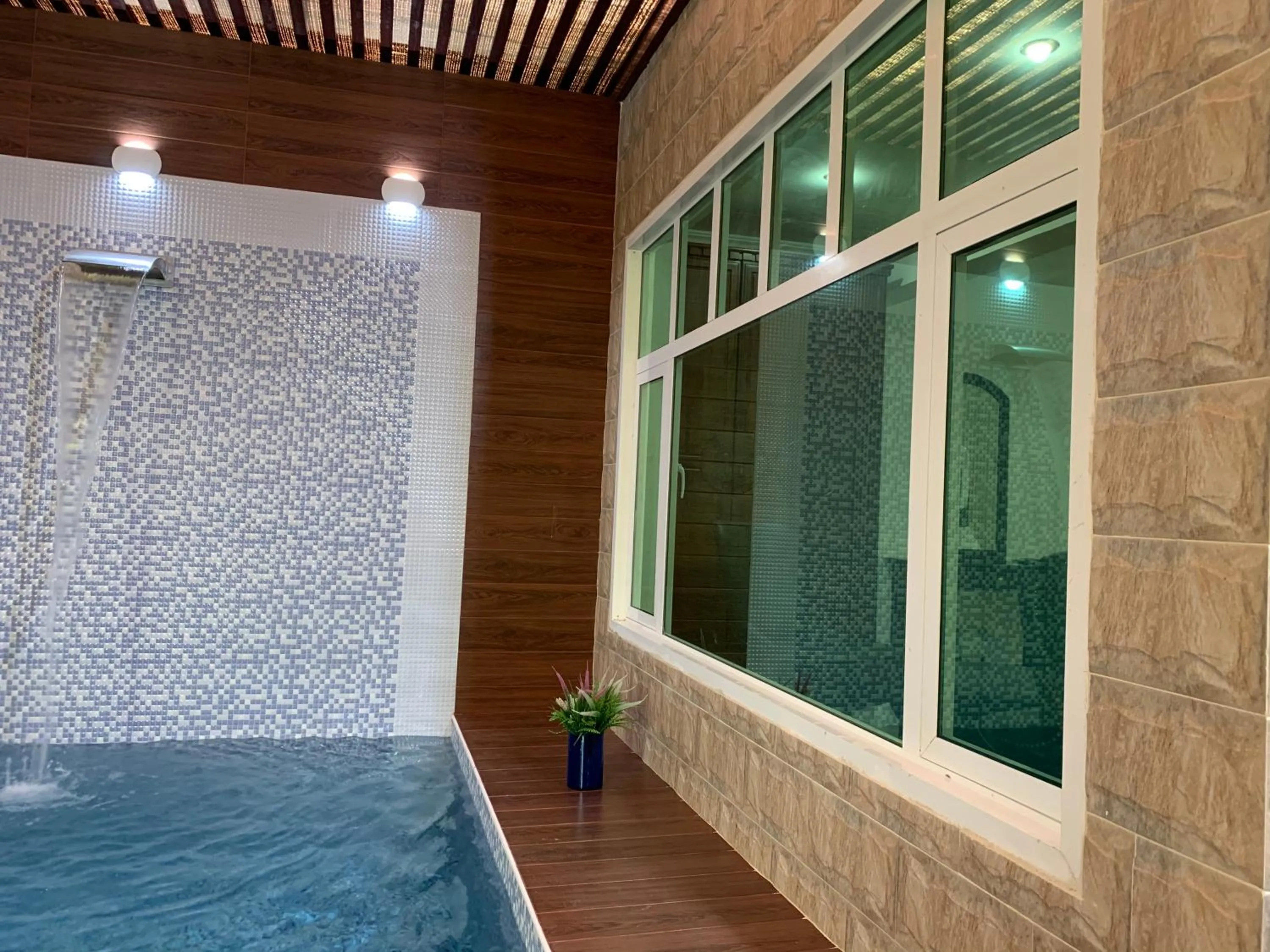 Swimming pool in Oriental Nights Rest House