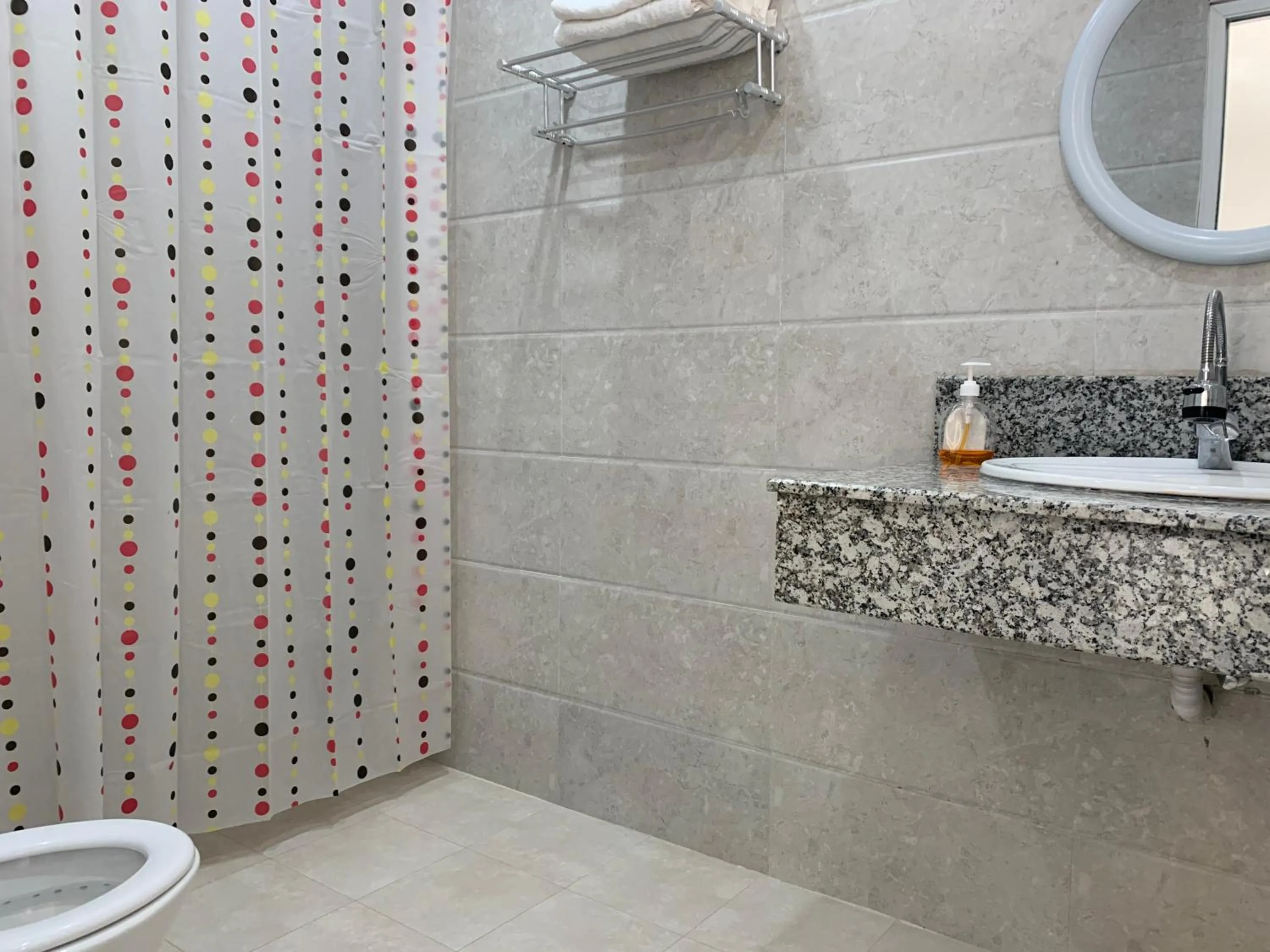 Toilet in Oriental Nights Rest House