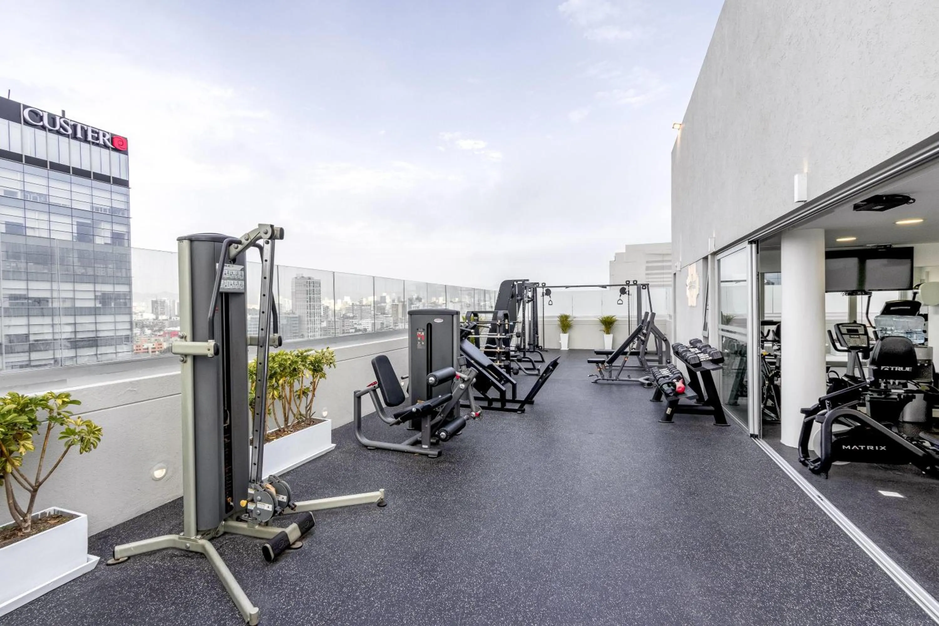 Fitness centre/facilities in Dazzler by Wyndham Lima San Isidro